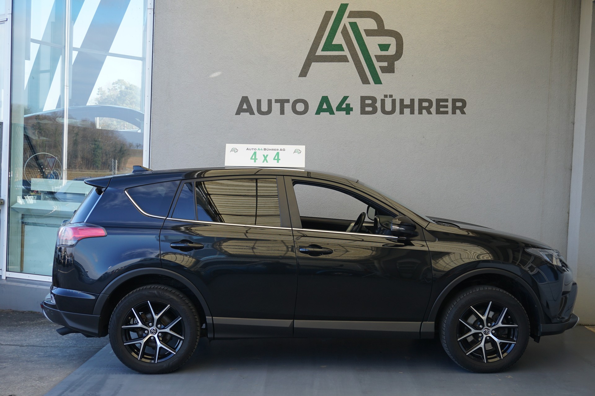 TOYOTA RAV-4 2.5 HSD Style 4WD Hybrid-image-4