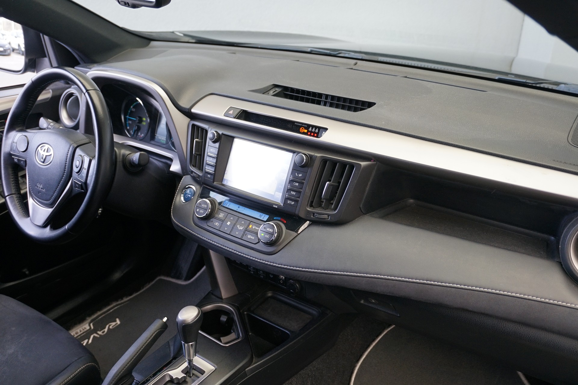 TOYOTA RAV-4 2.5 HSD Style 4WD Hybrid-image-16