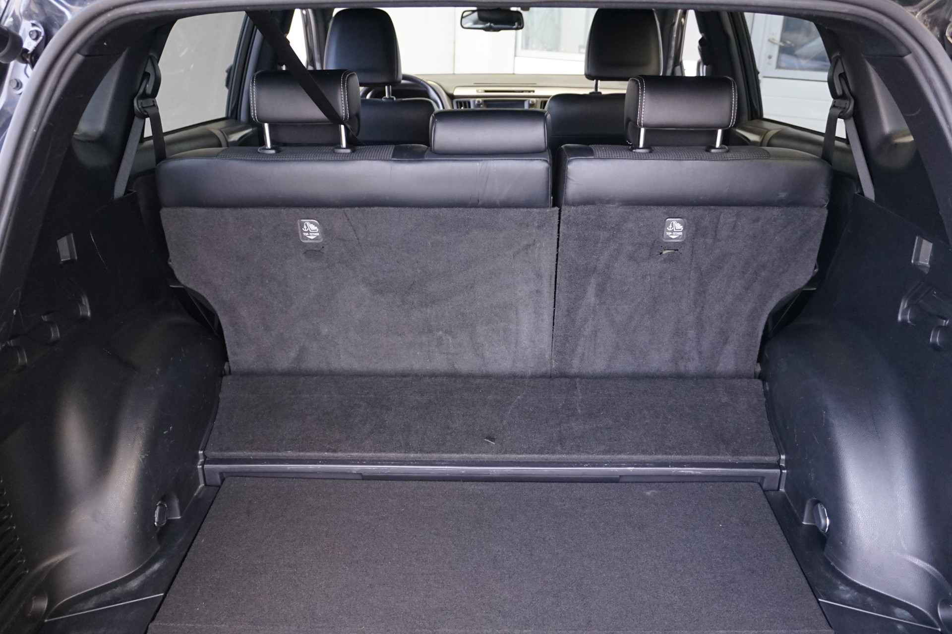 TOYOTA RAV-4 2.5 HSD Style 4WD Hybrid-image-12