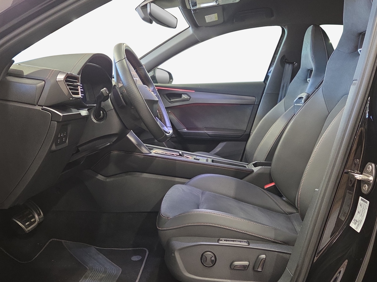 CUPRA Formentor 1.5 e-HYBRID pHEV VZ DSG-image-7