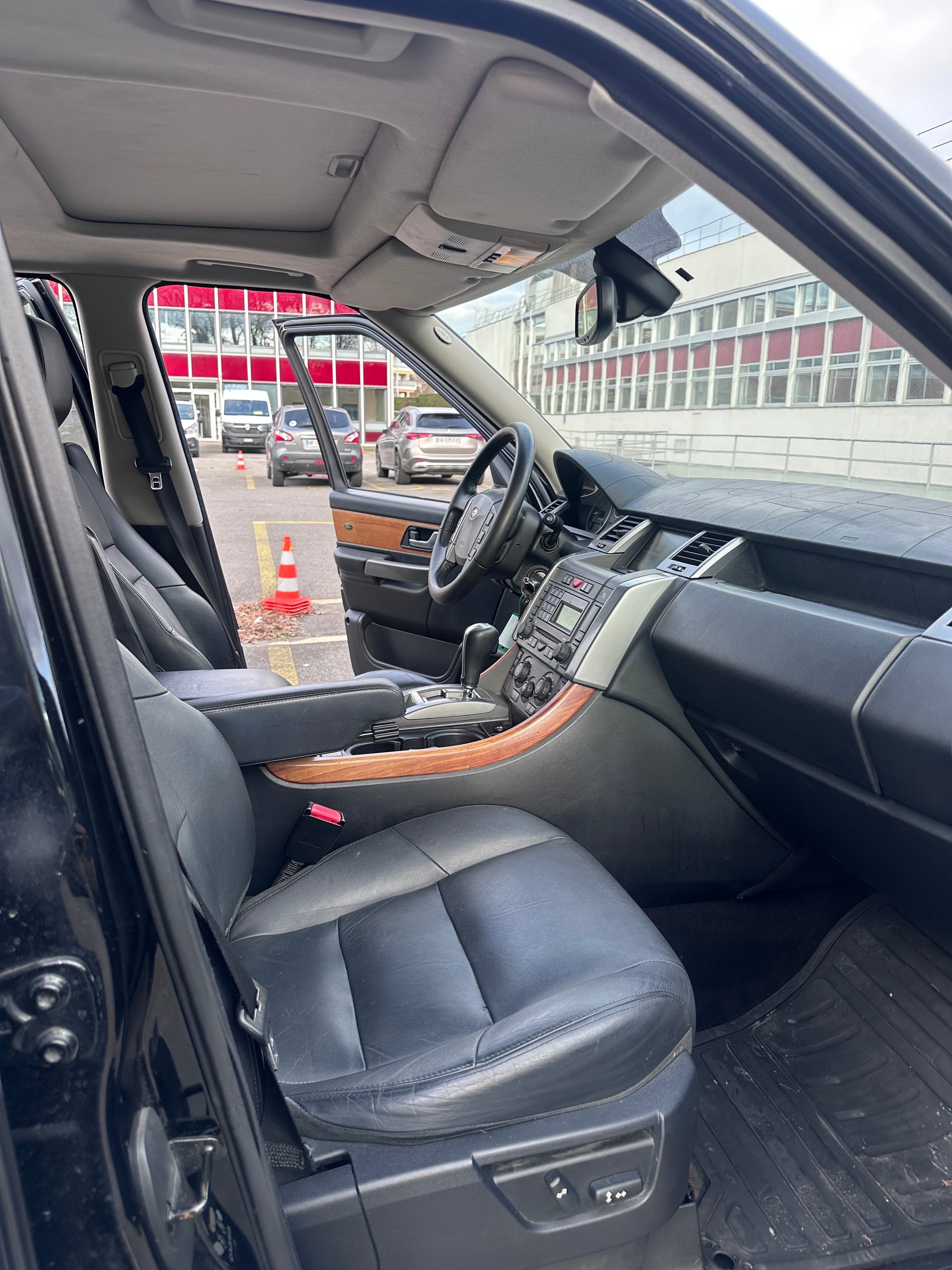 LAND ROVER Range Rover Sport 2.7 Td6 SE Automatic-image-9