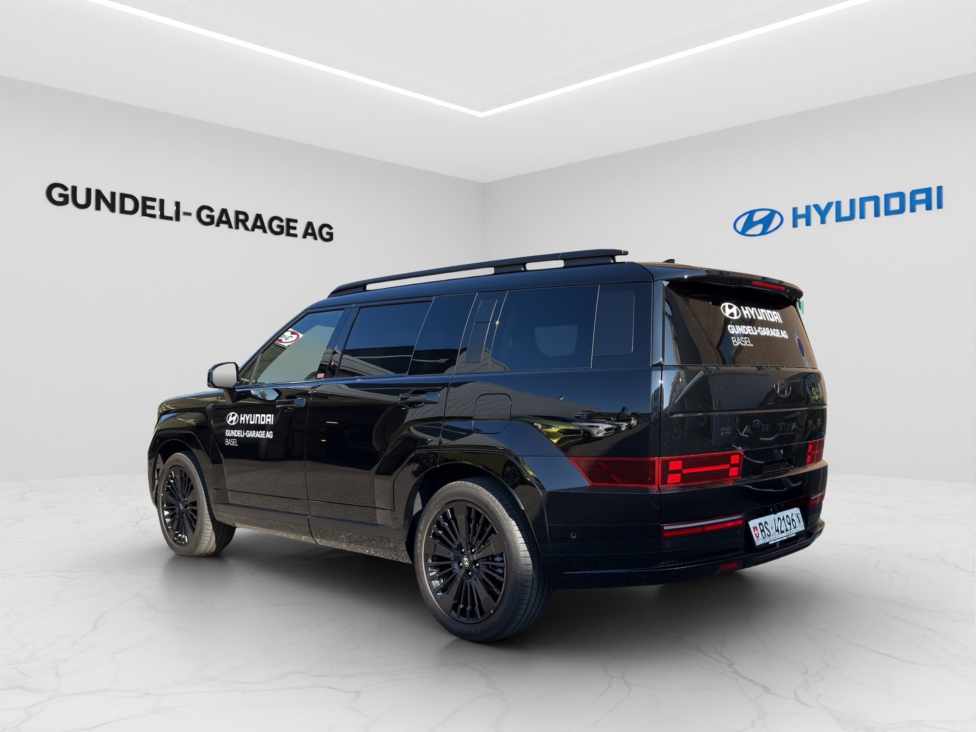HYUNDAI Santa Fe 1.6 T-GDi HEV Calligraphy 4WD Automatic-showroom-element-3