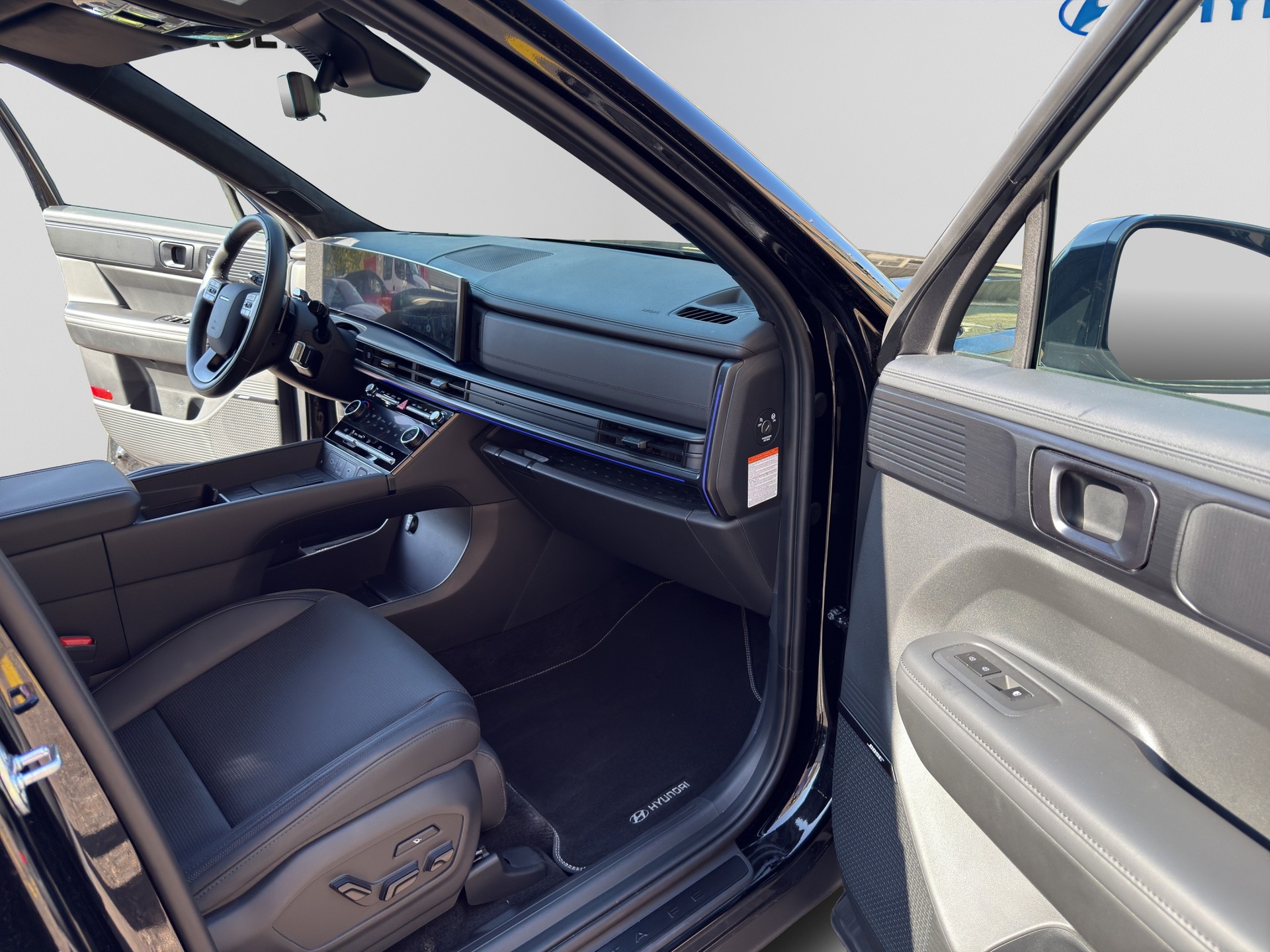HYUNDAI Santa Fe 1.6 T-GDi HEV Calligraphy 4WD Automatic-image-19