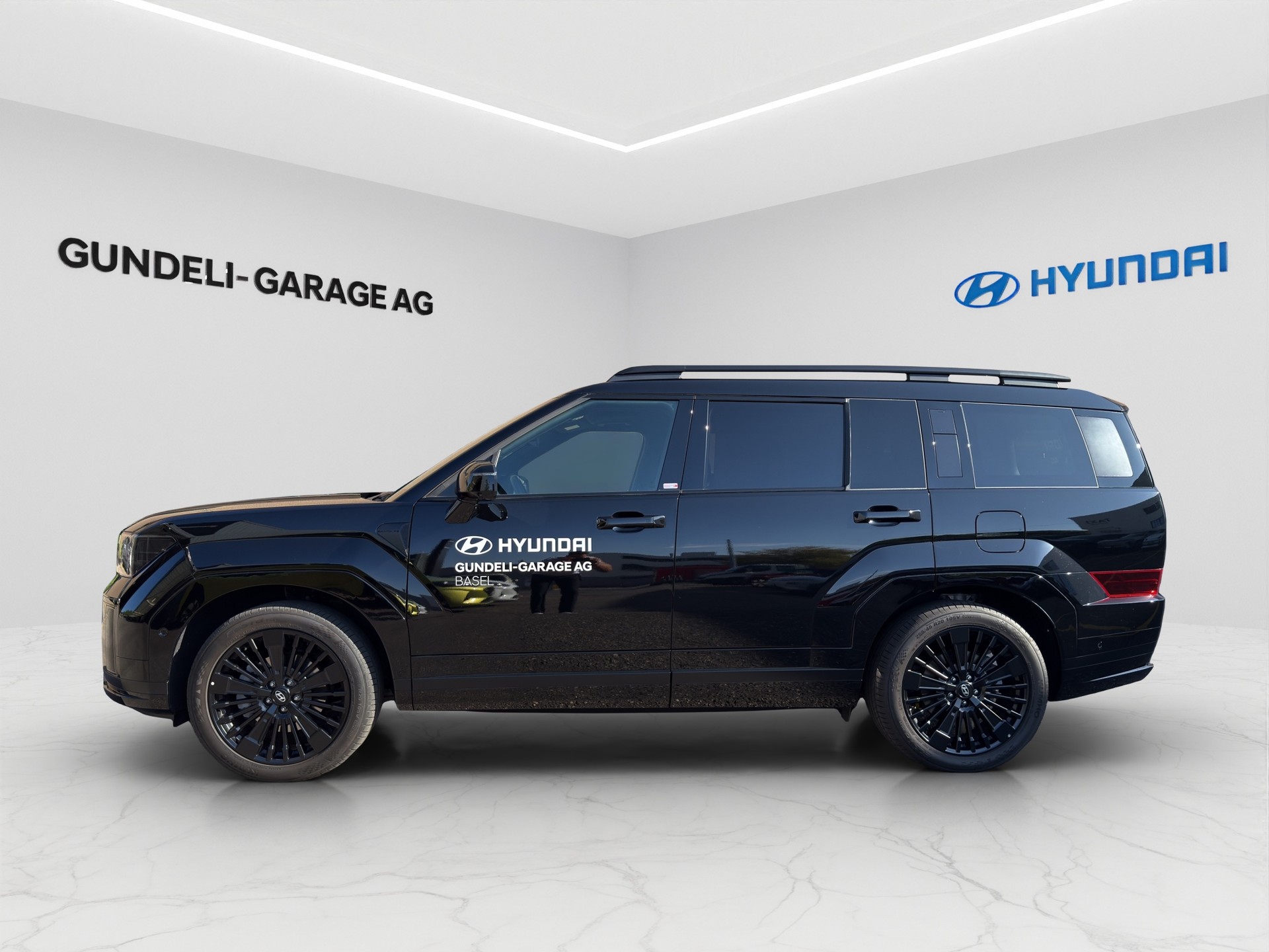 HYUNDAI Santa Fe 1.6 T-GDi HEV Calligraphy 4WD Automatic-showroom-element-2
