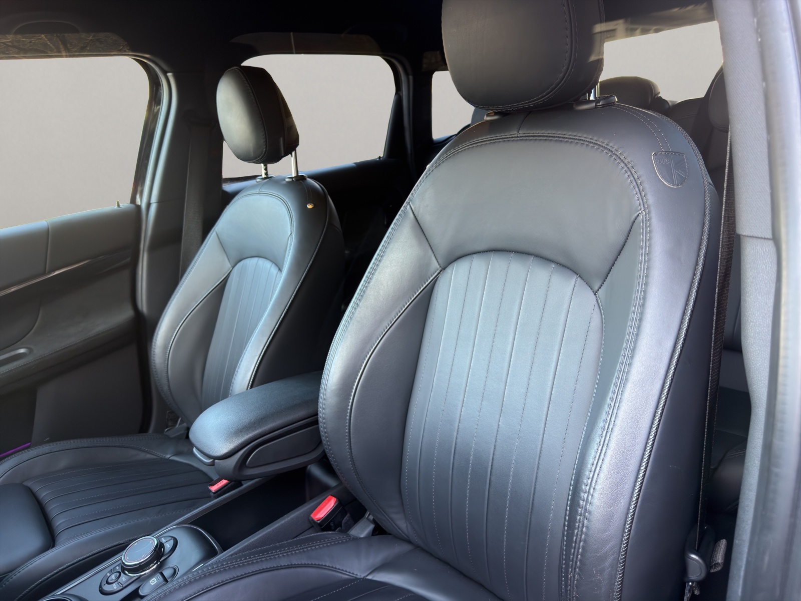 MINI Countryman F60 1.5i Cooper S E ALL4-image-14