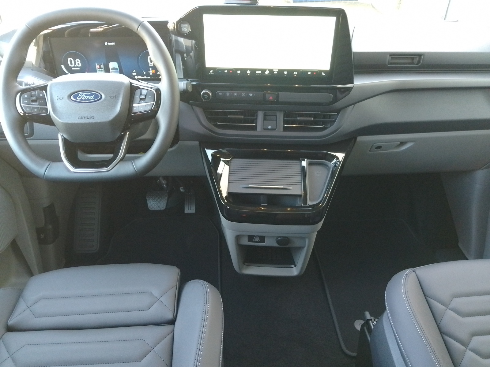 FORD Tourneo Custom Bus 320 L1 2.0 EcoBlue 170 Titanium X 4x4-image-8