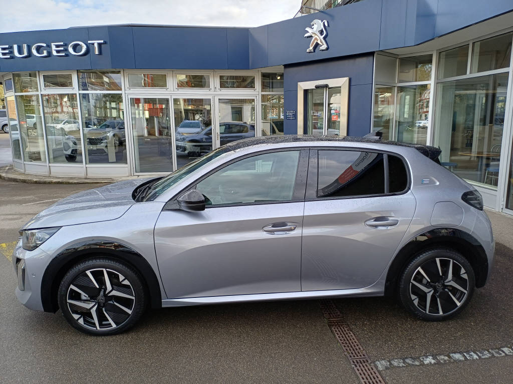 PEUGEOT 208 e-GT-image-1