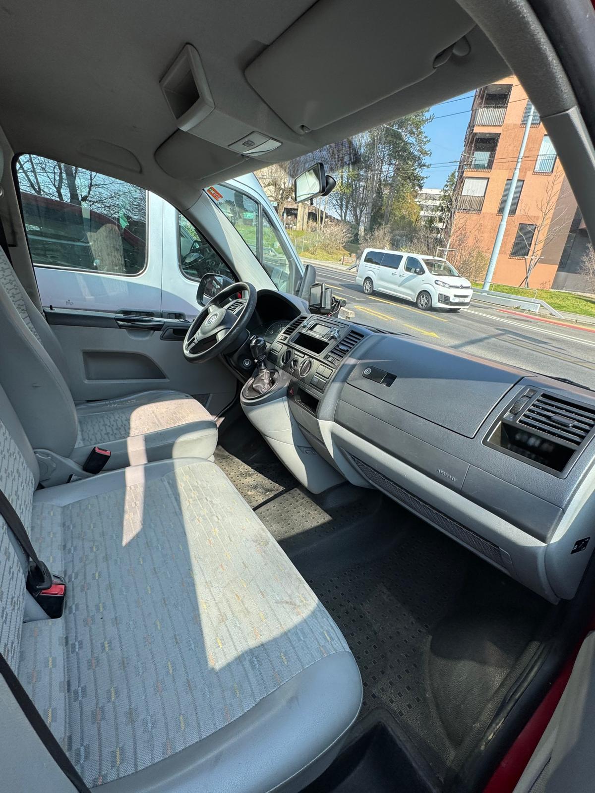 VW T5 2.0 TDI-image-21