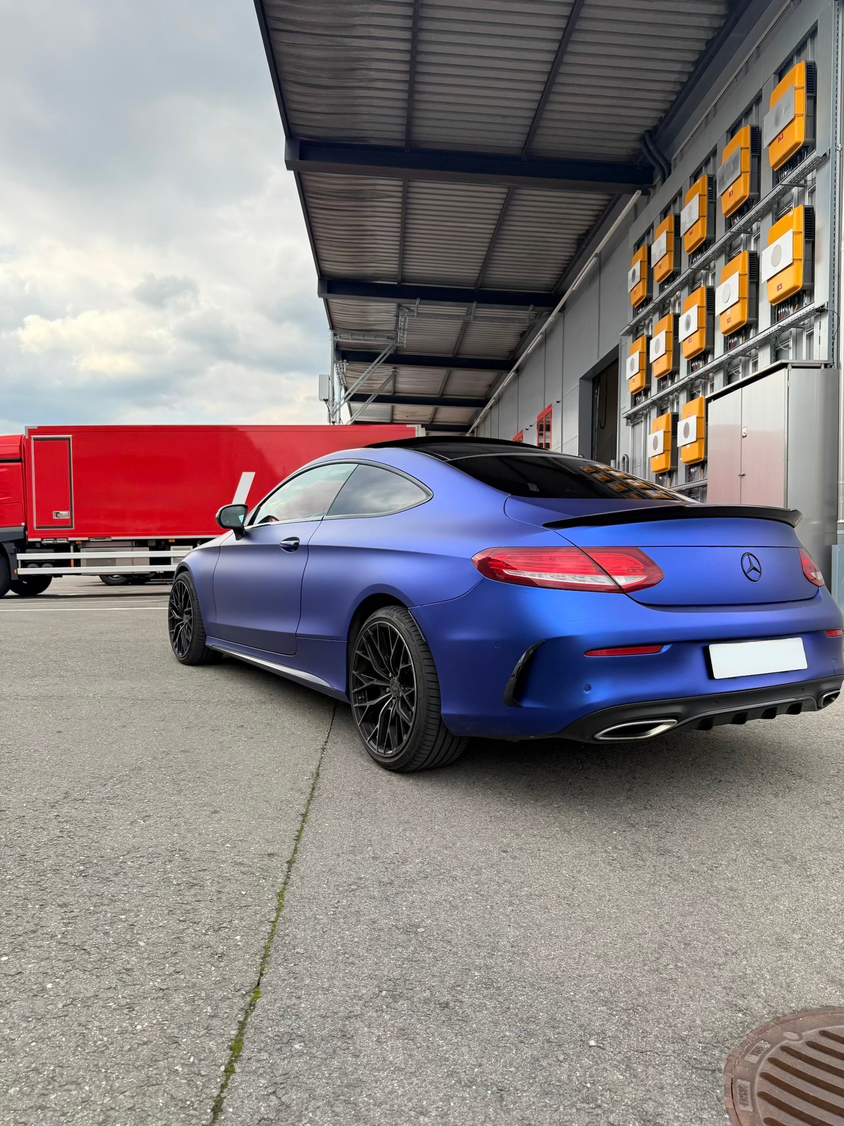 MERCEDES-BENZ C 300 AMG Line Coupé 7G-tronic-image-3