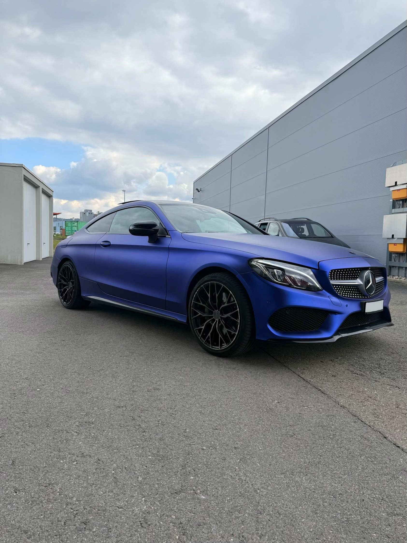 MERCEDES-BENZ C 300 AMG Line Coupé 7G-tronic-image-2