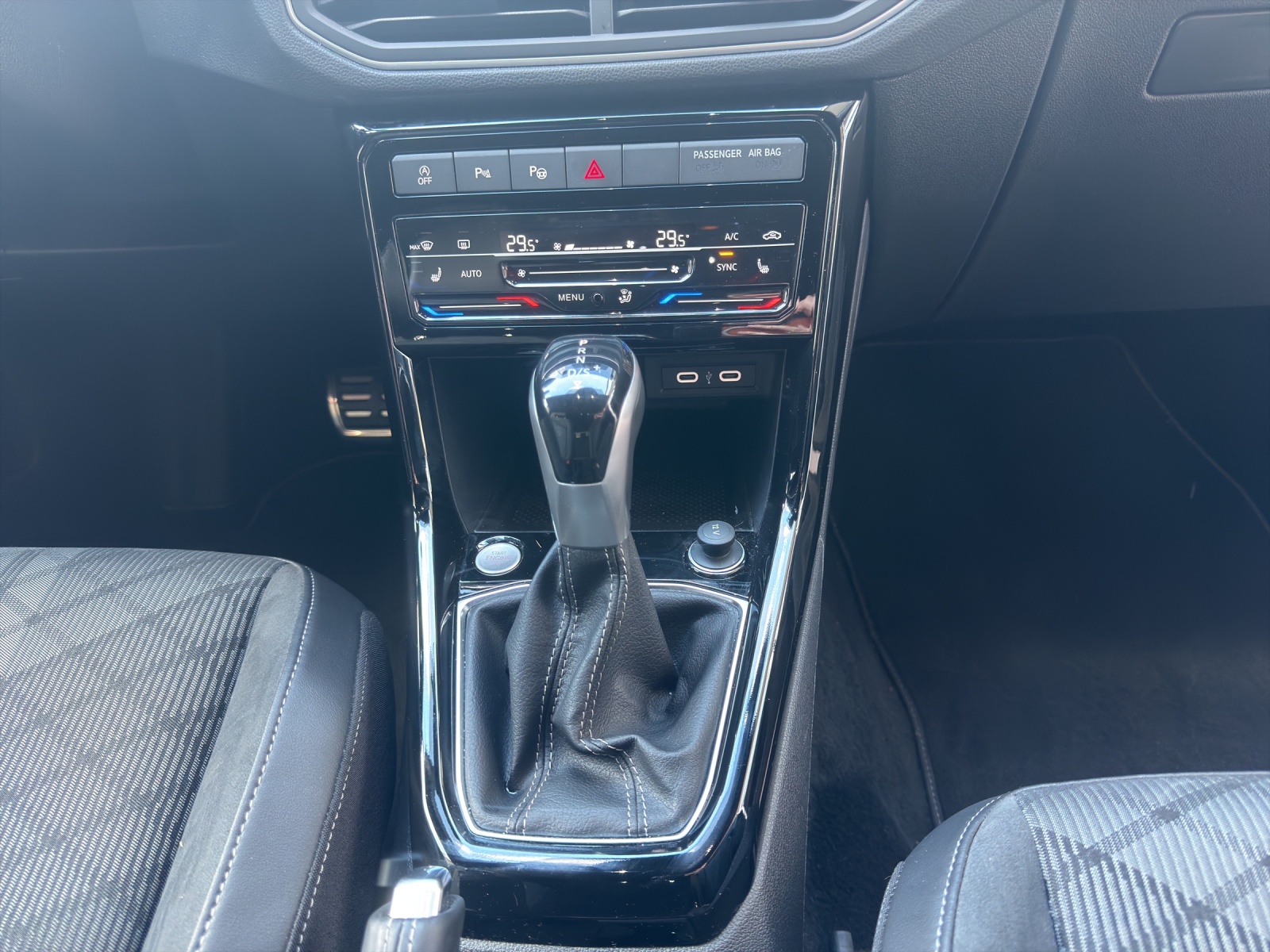 VW T-Cross 1.5 TSI R-Line DSG-image-11