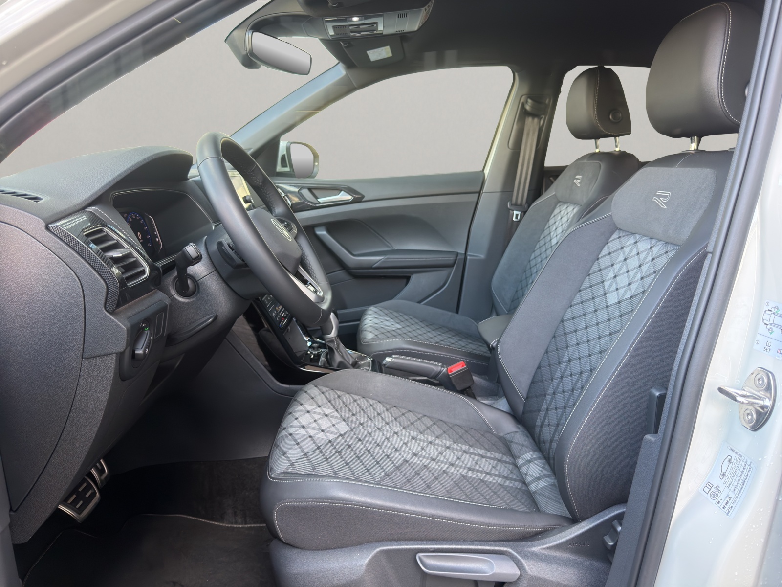 VW T-Cross 1.5 TSI R-Line DSG-image-7