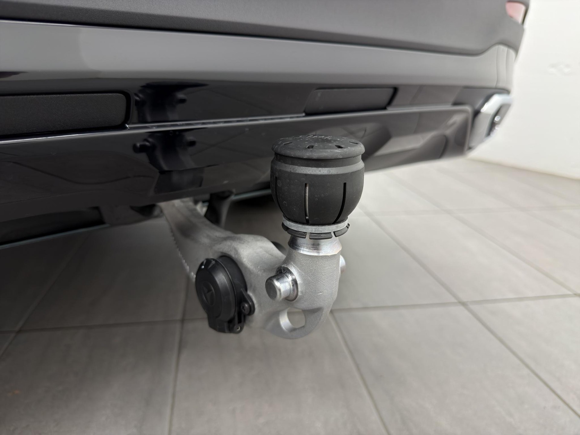 MERCEDES-BENZ GLC 450 d AMG Line 4matic-image-13