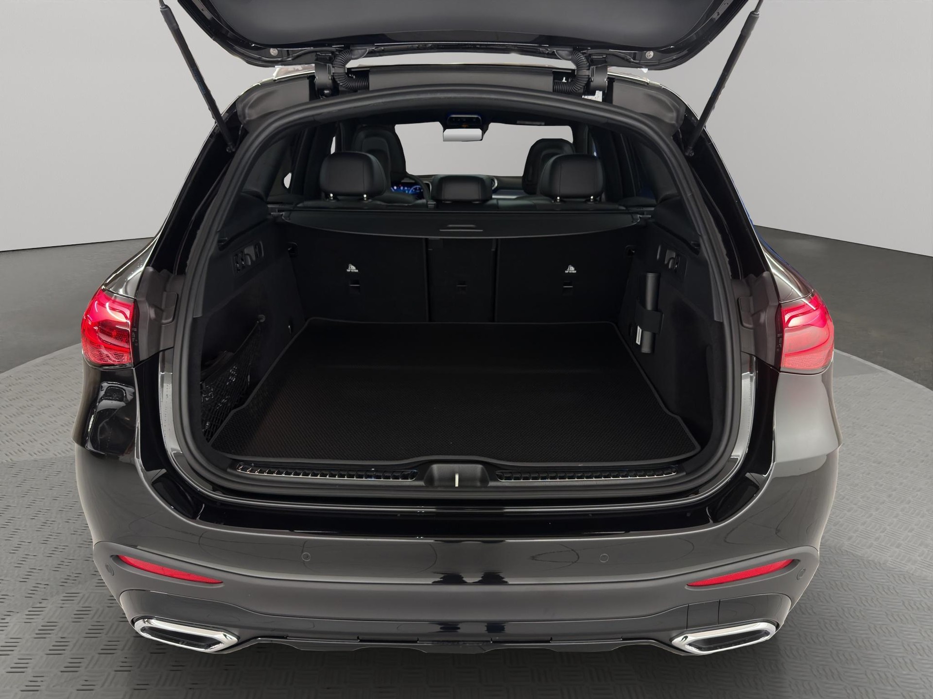 MERCEDES-BENZ GLC 450 d AMG Line 4matic-image-5