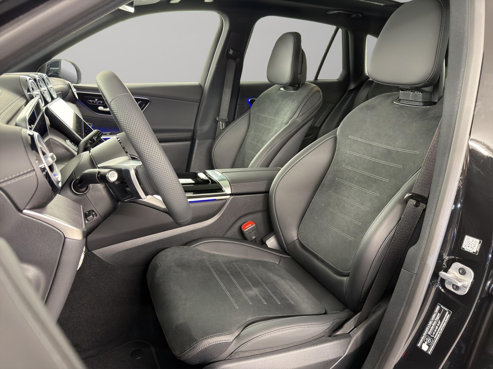 MERCEDES-BENZ GLC 450 d AMG Line 4matic-image-7
