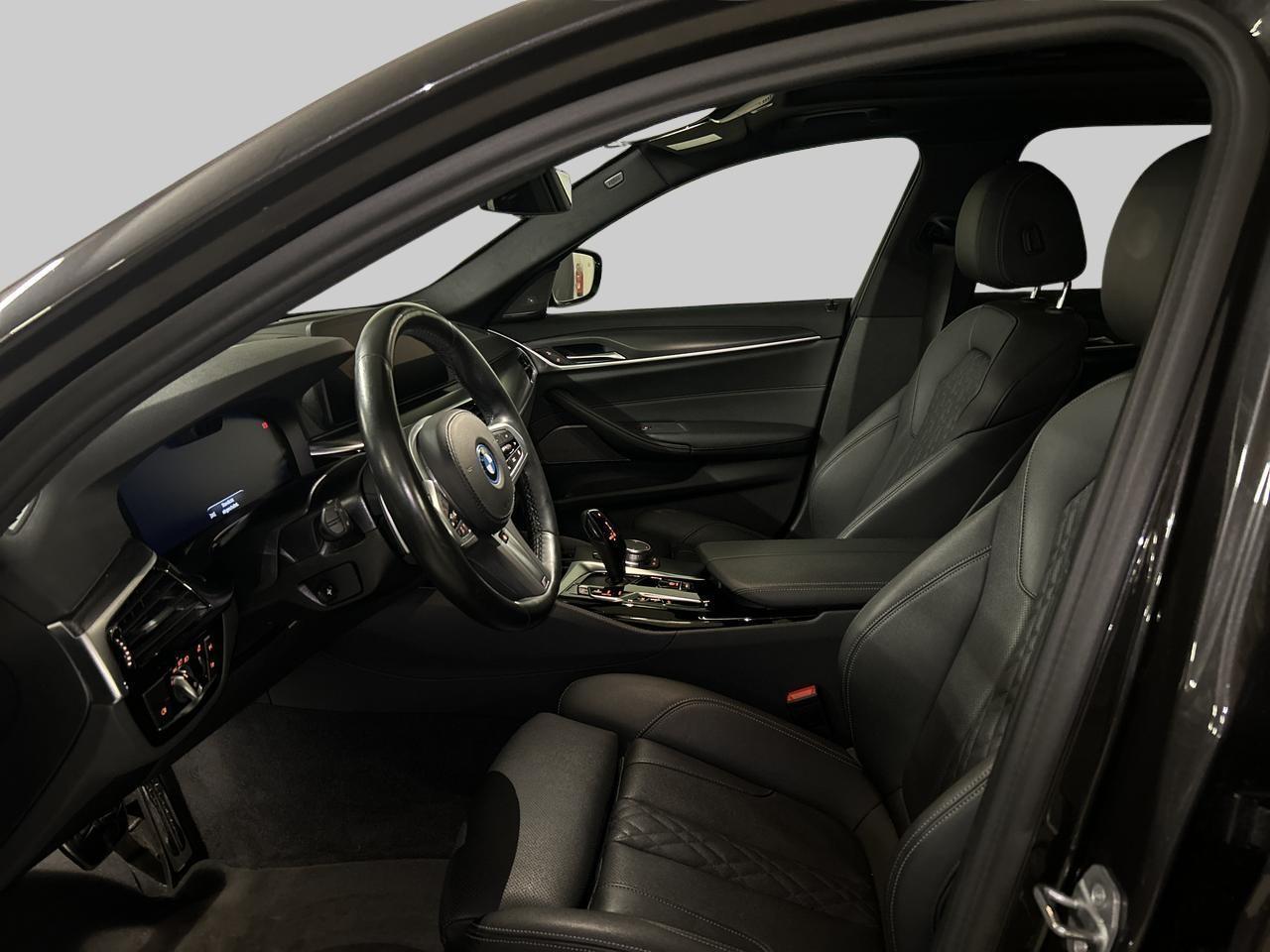 BMW 530e xDrive Touring M Sport-image-15