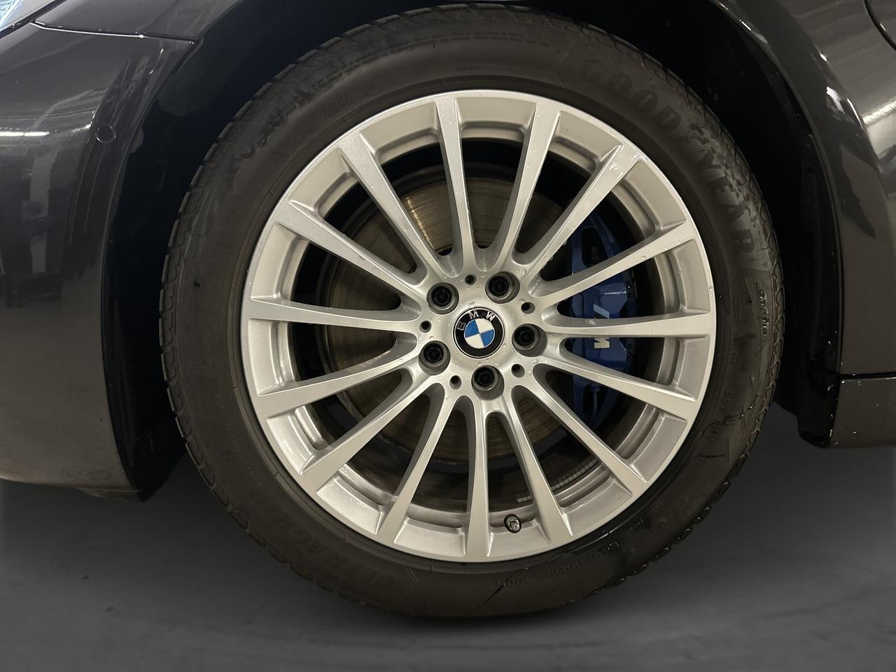 BMW 530e xDrive Touring M Sport-image-13