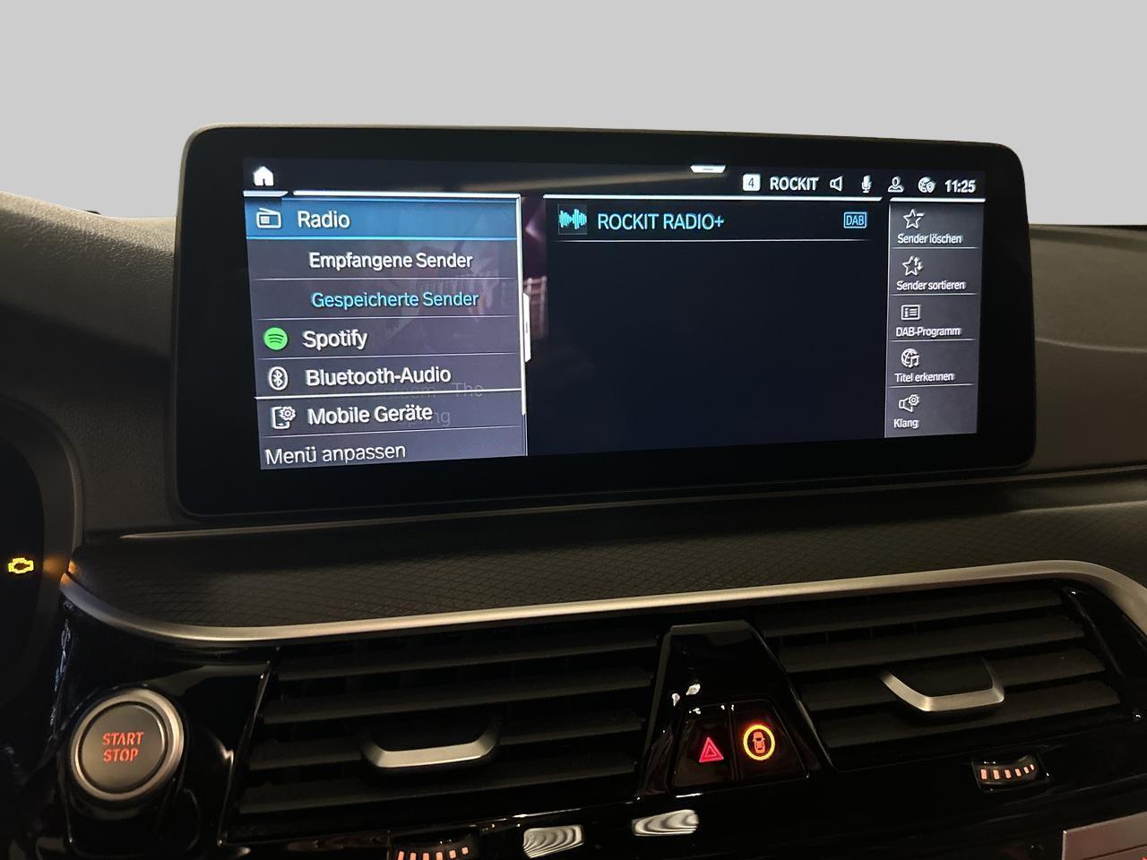 BMW 530e xDrive Touring M Sport-image-25