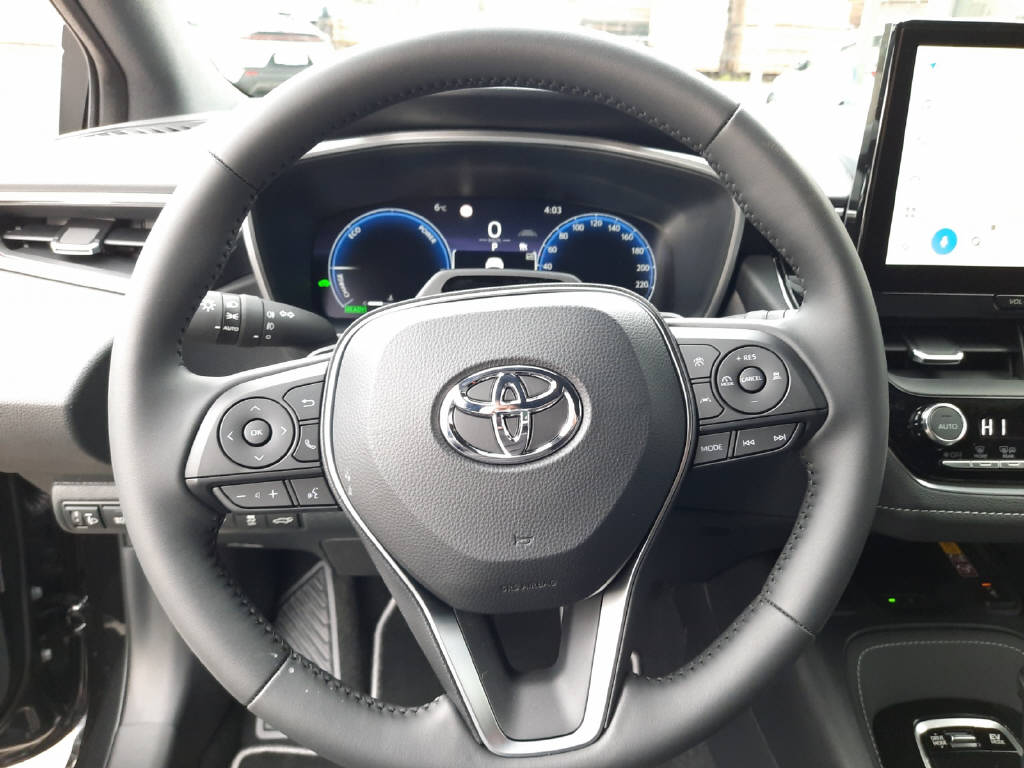 TOYOTA Corolla Touring Sports 2.0 HSD Swiss Edition-image-10