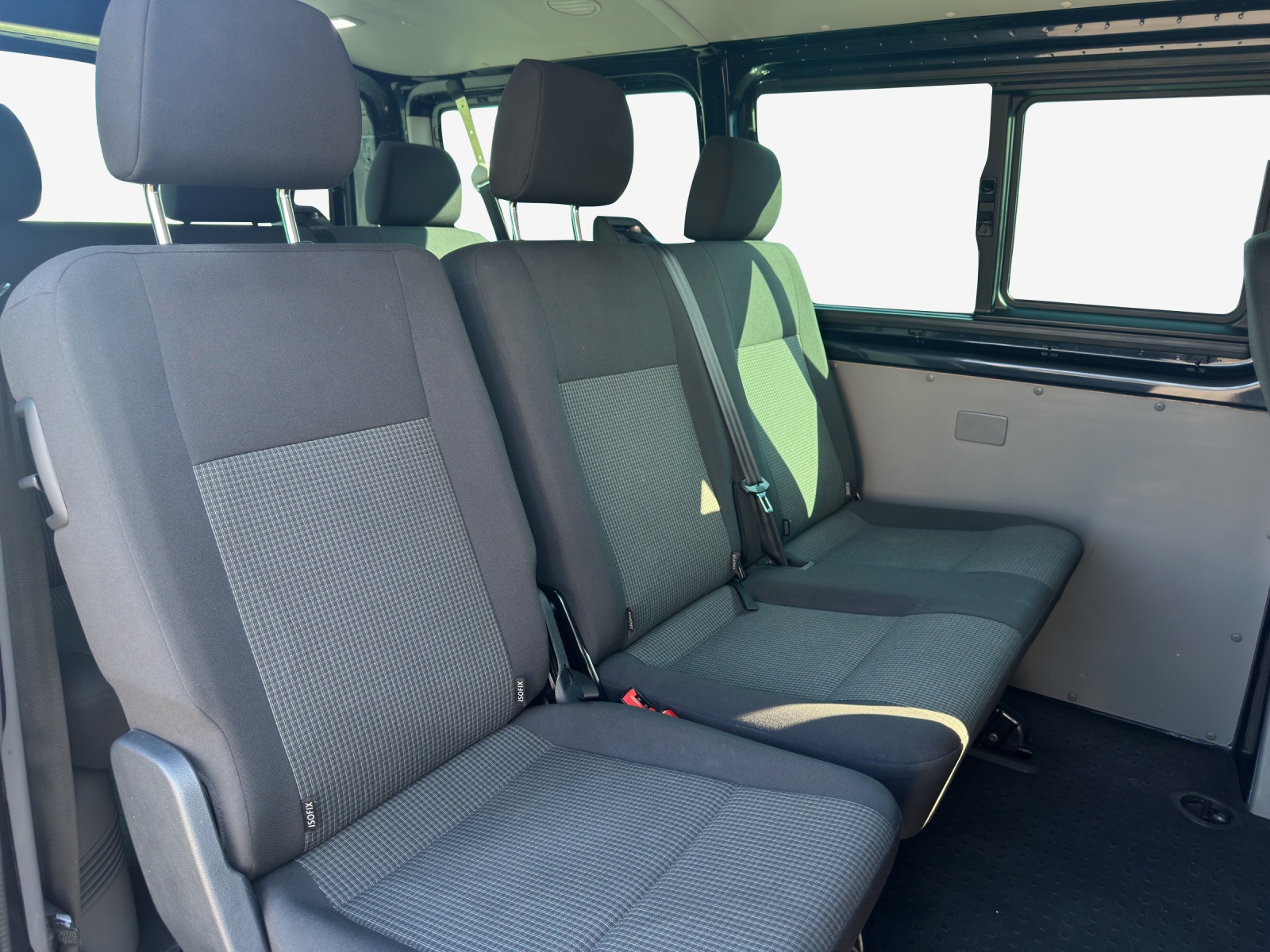 VW T6.1 2.0 TDI DSG-image-11