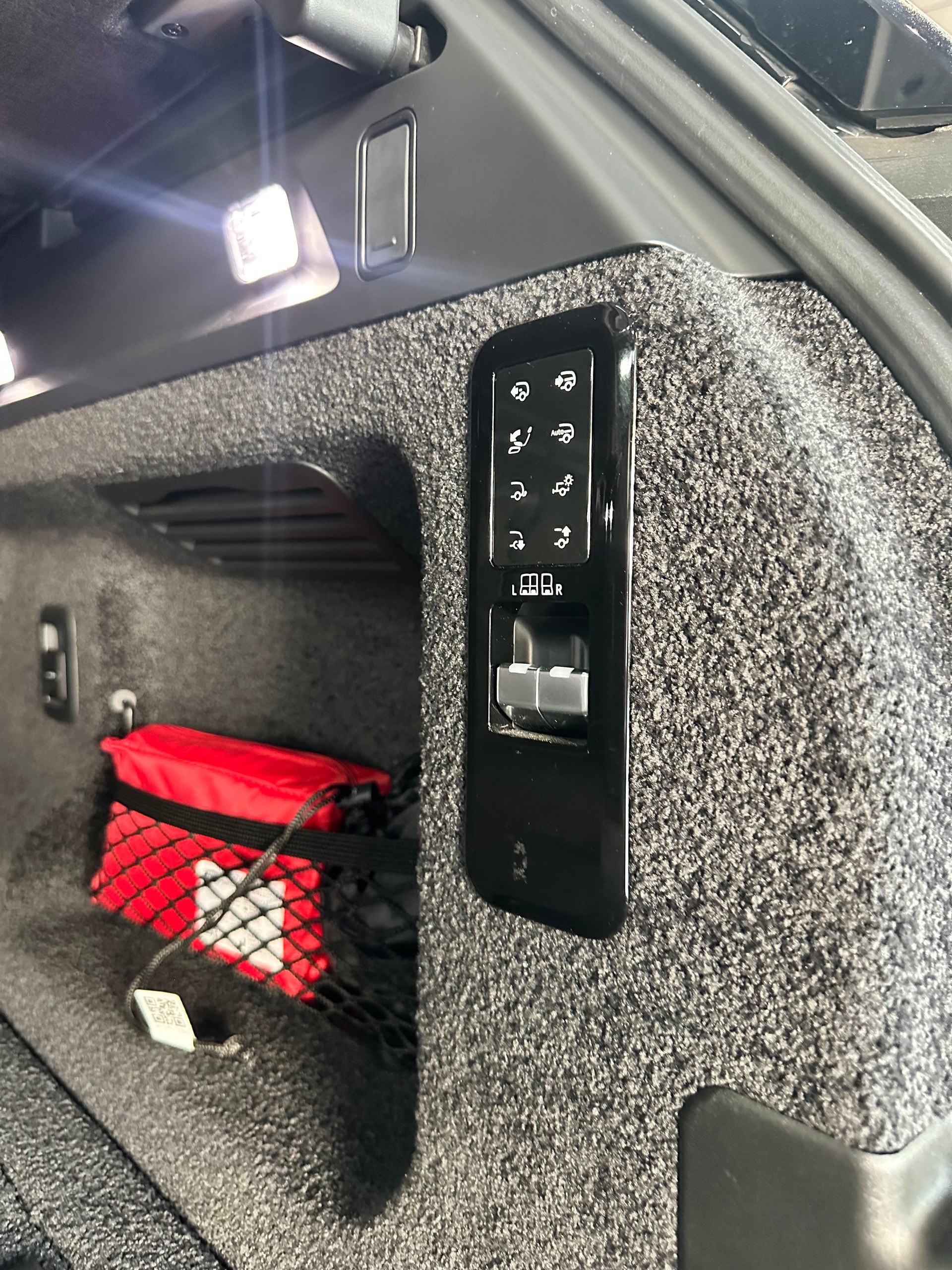 LAND ROVER Range Rover P530 4.4 V8 Autobiography Automatic **Werksgarantie**-image-15