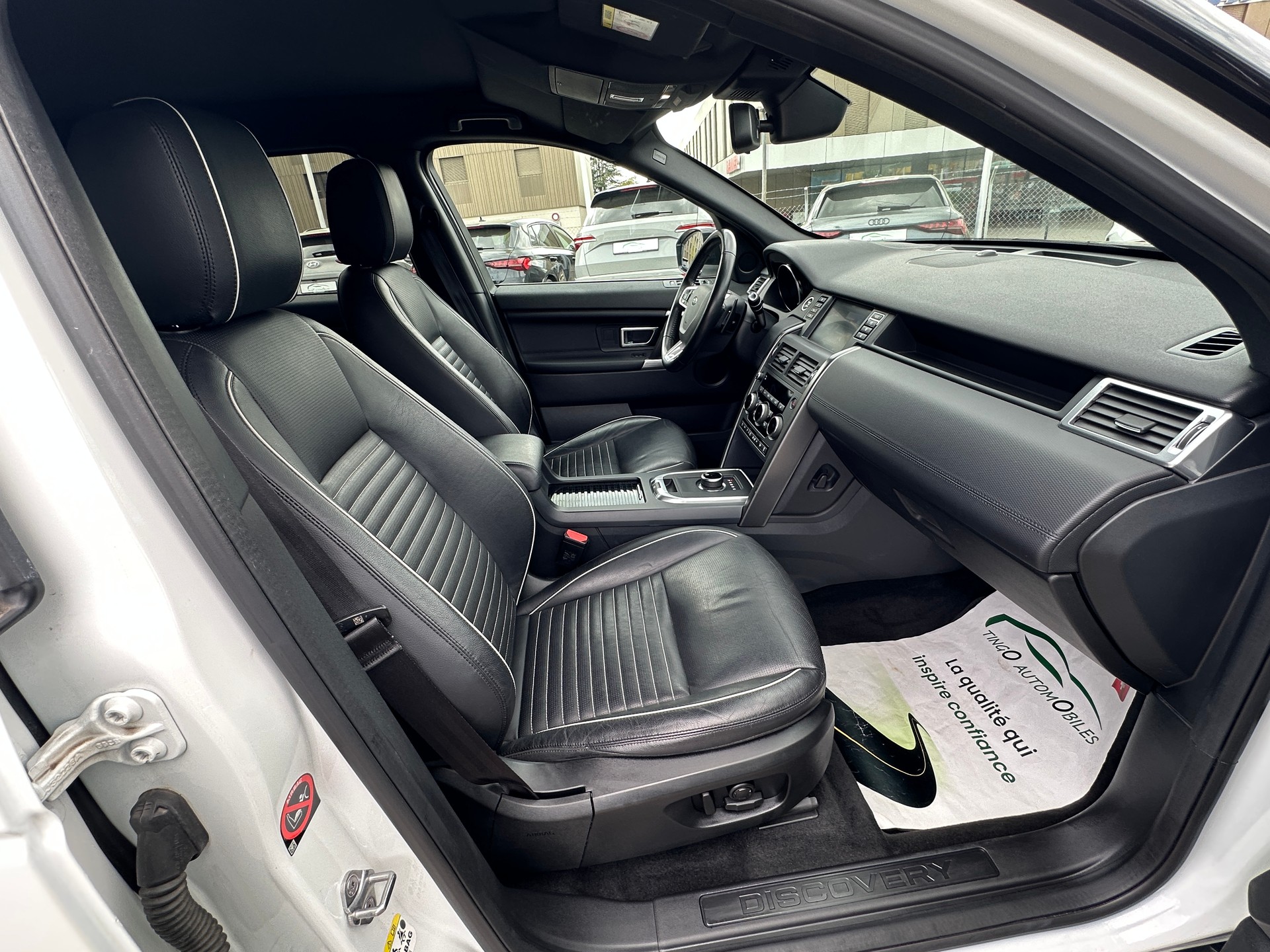 LAND ROVER Discovery Sport 2.0 SD4 Dynamic AT9-image-13