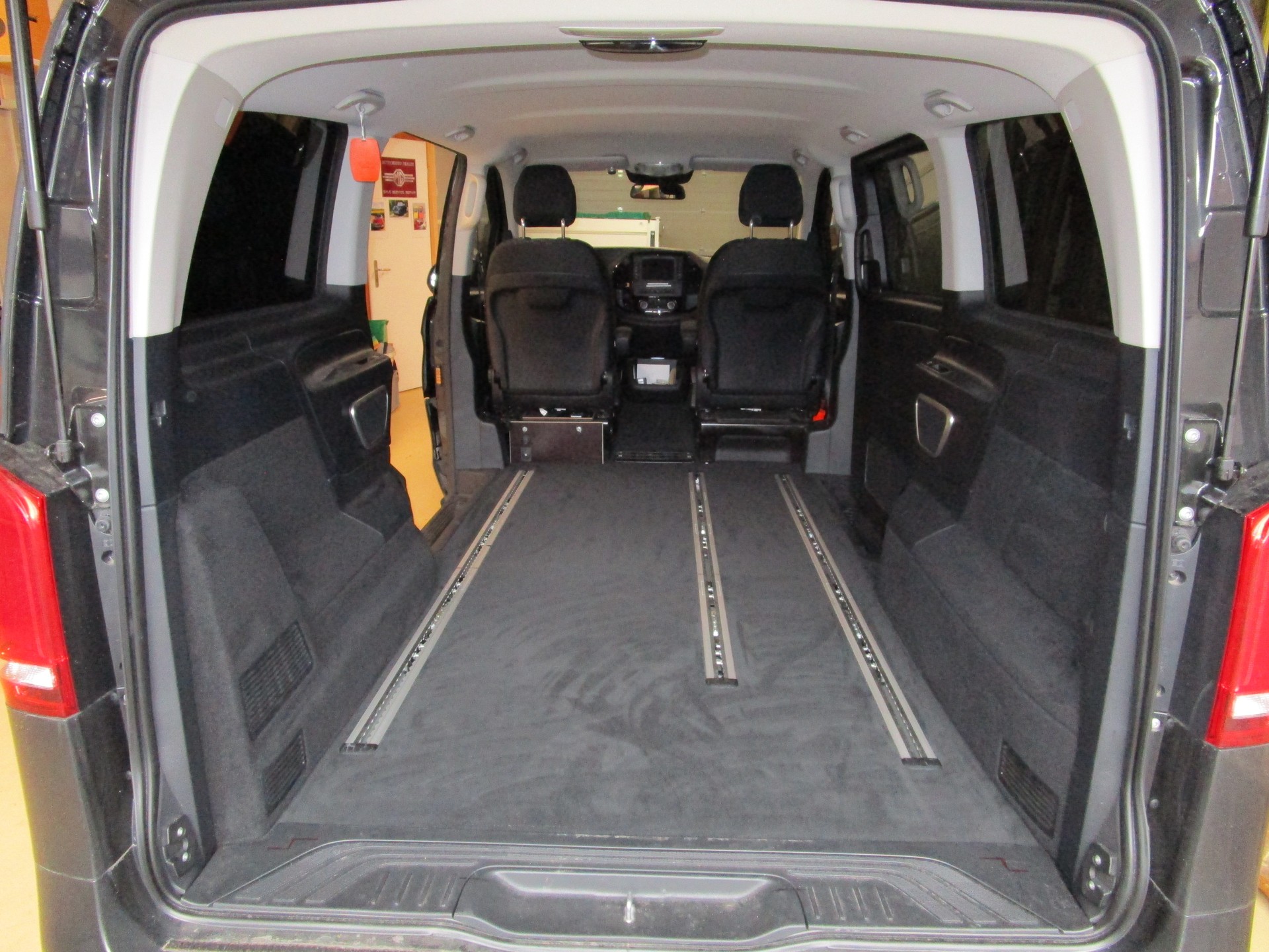 MERCEDES-BENZ Vito 116 CDI Lang Pro Tourer 9G-Tronic-image-6