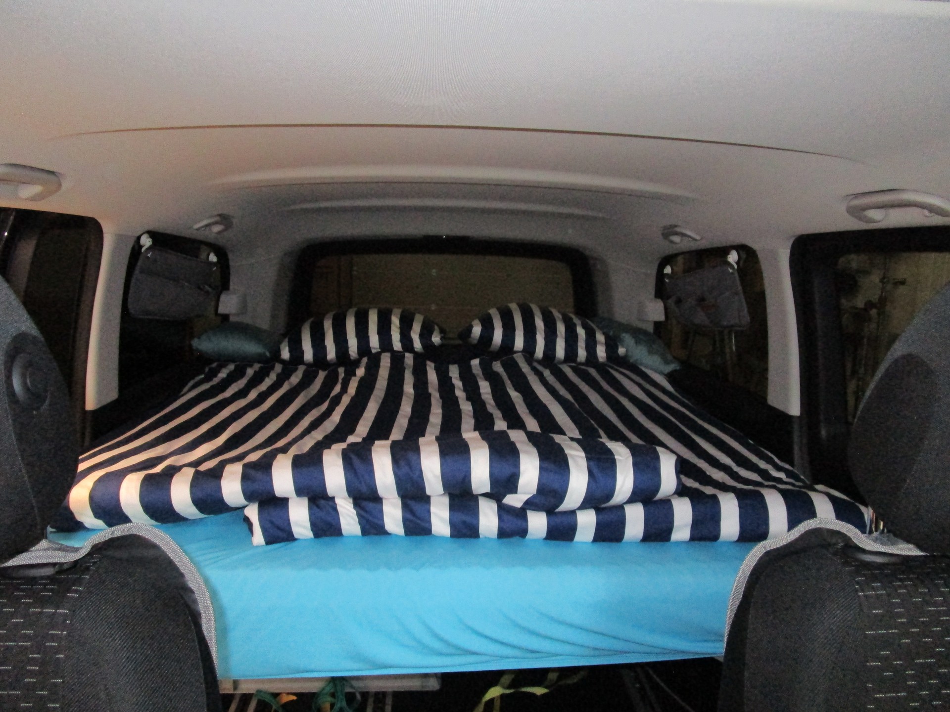 MERCEDES-BENZ Vito 116 CDI Lang Pro Tourer 9G-Tronic-image-9