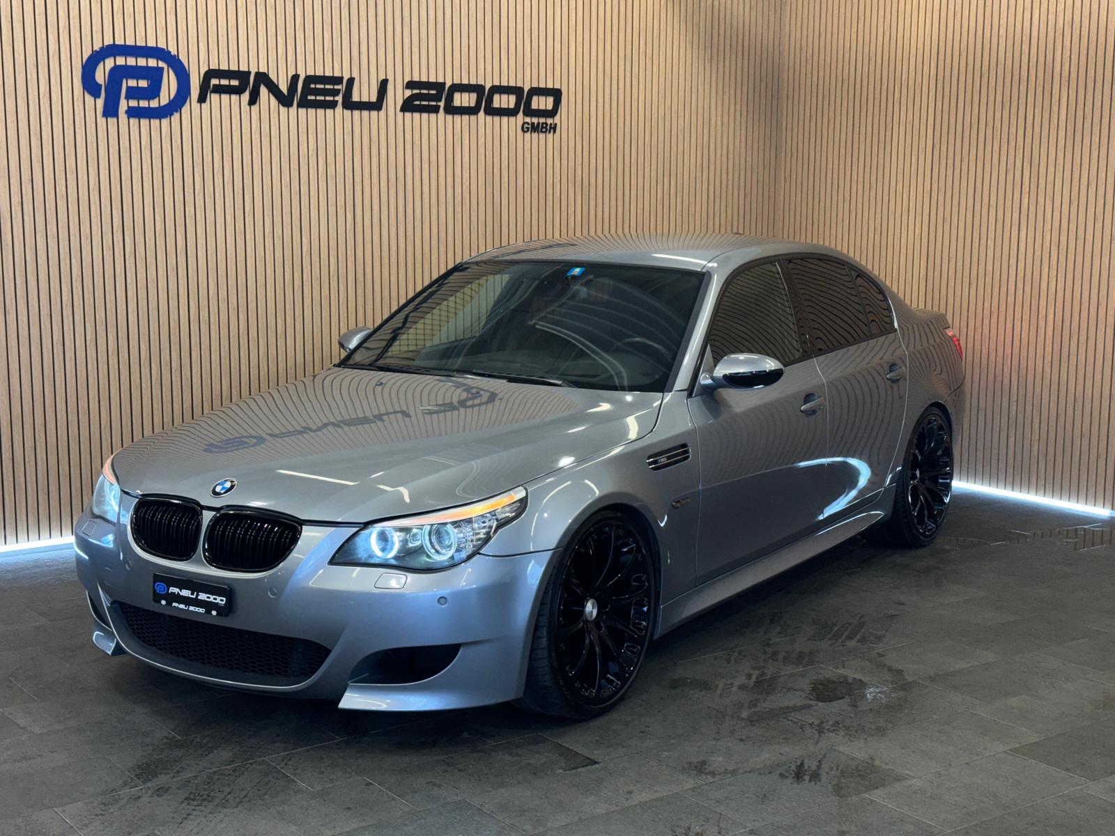BMW M5-image-0