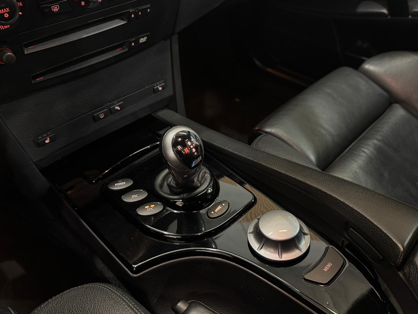 BMW M5-image-12