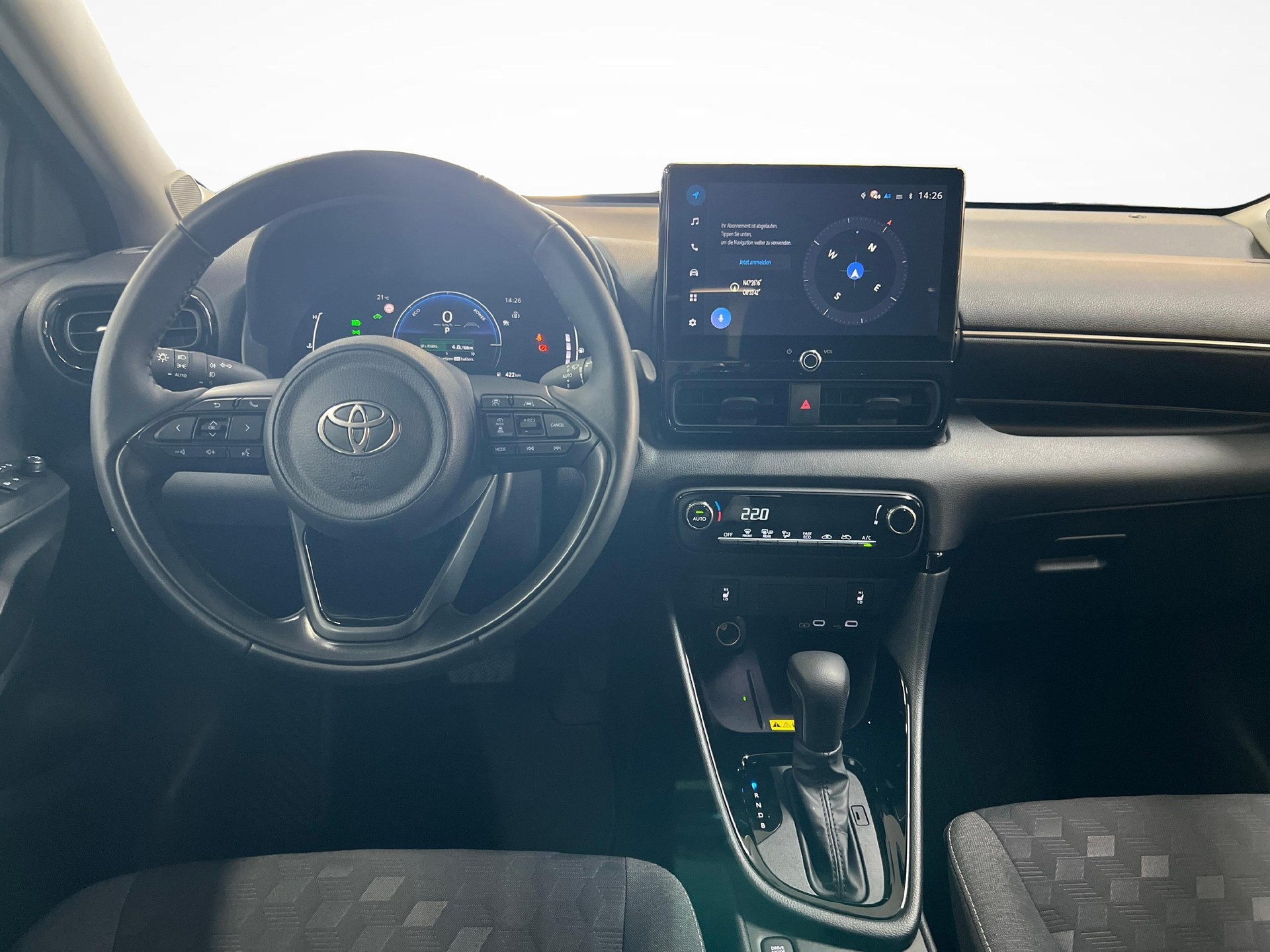 TOYOTA Yaris 1.5 VVT-i HSD Trend-image-8