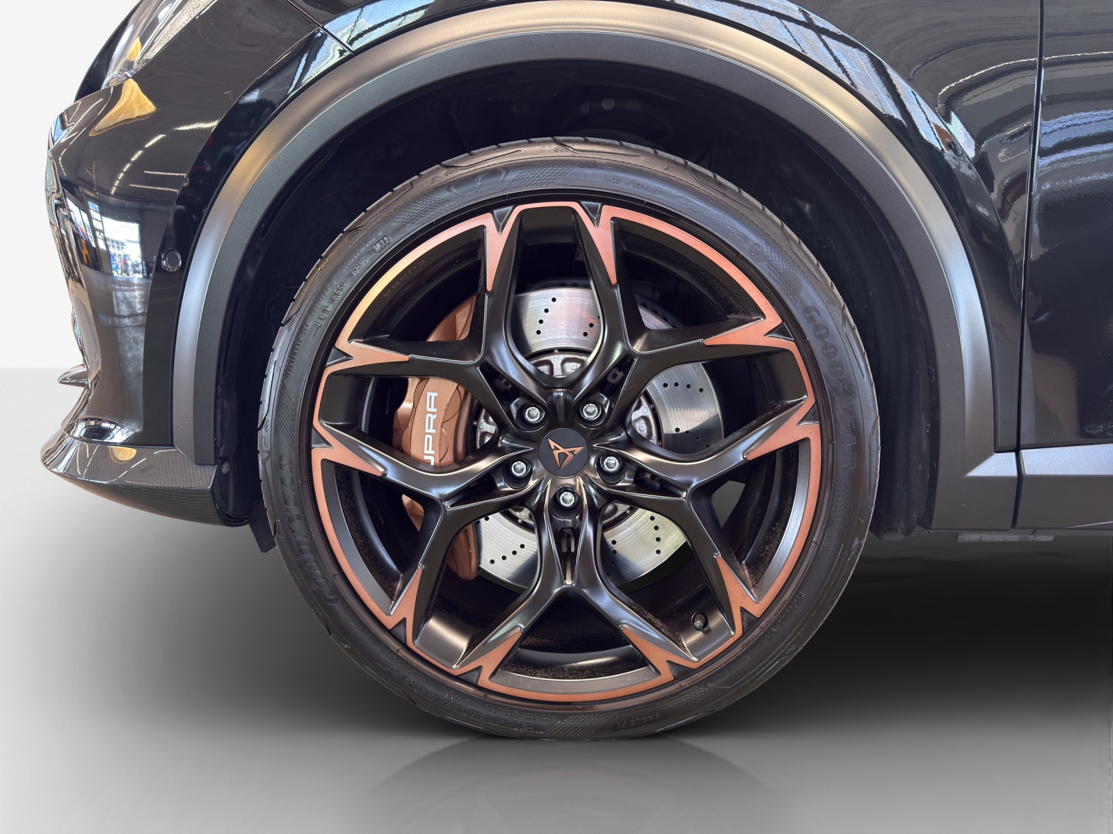 CUPRA Formentor 2.5TSI VZ5 Taiga Grey 4Drive DSG-image-13