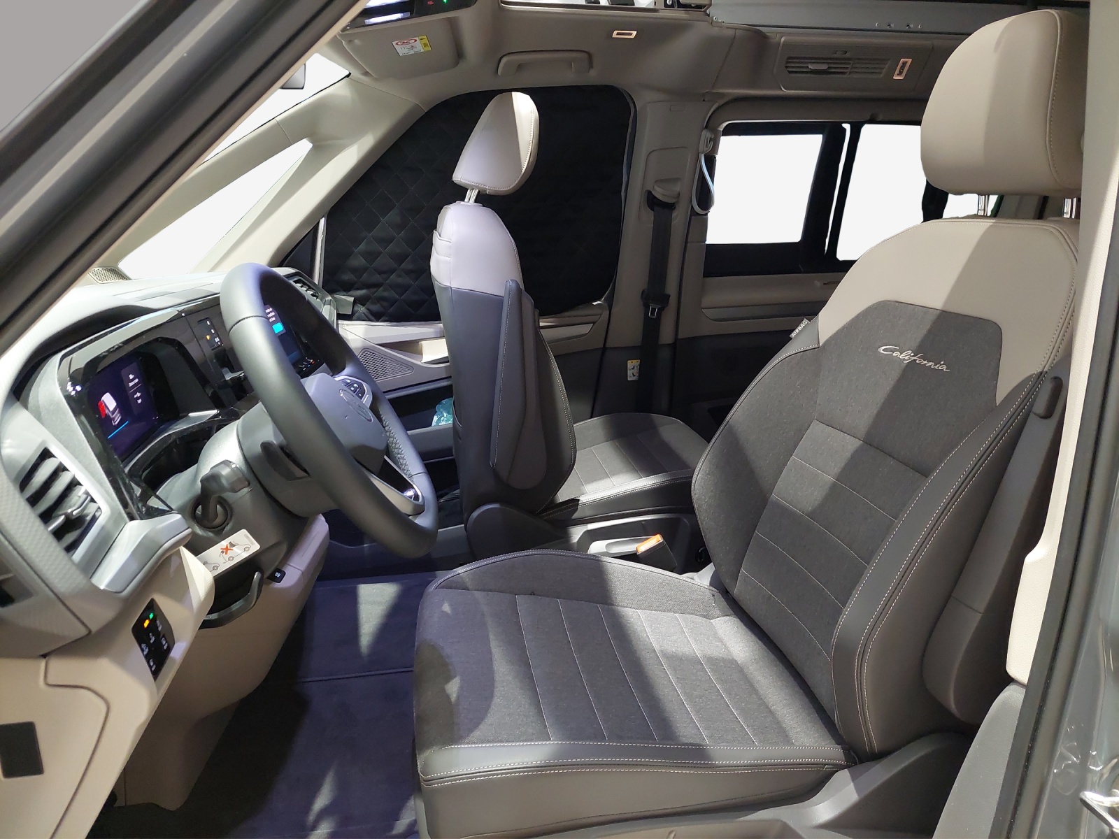 VW California eHybrid Ocean 4Motion-image-7