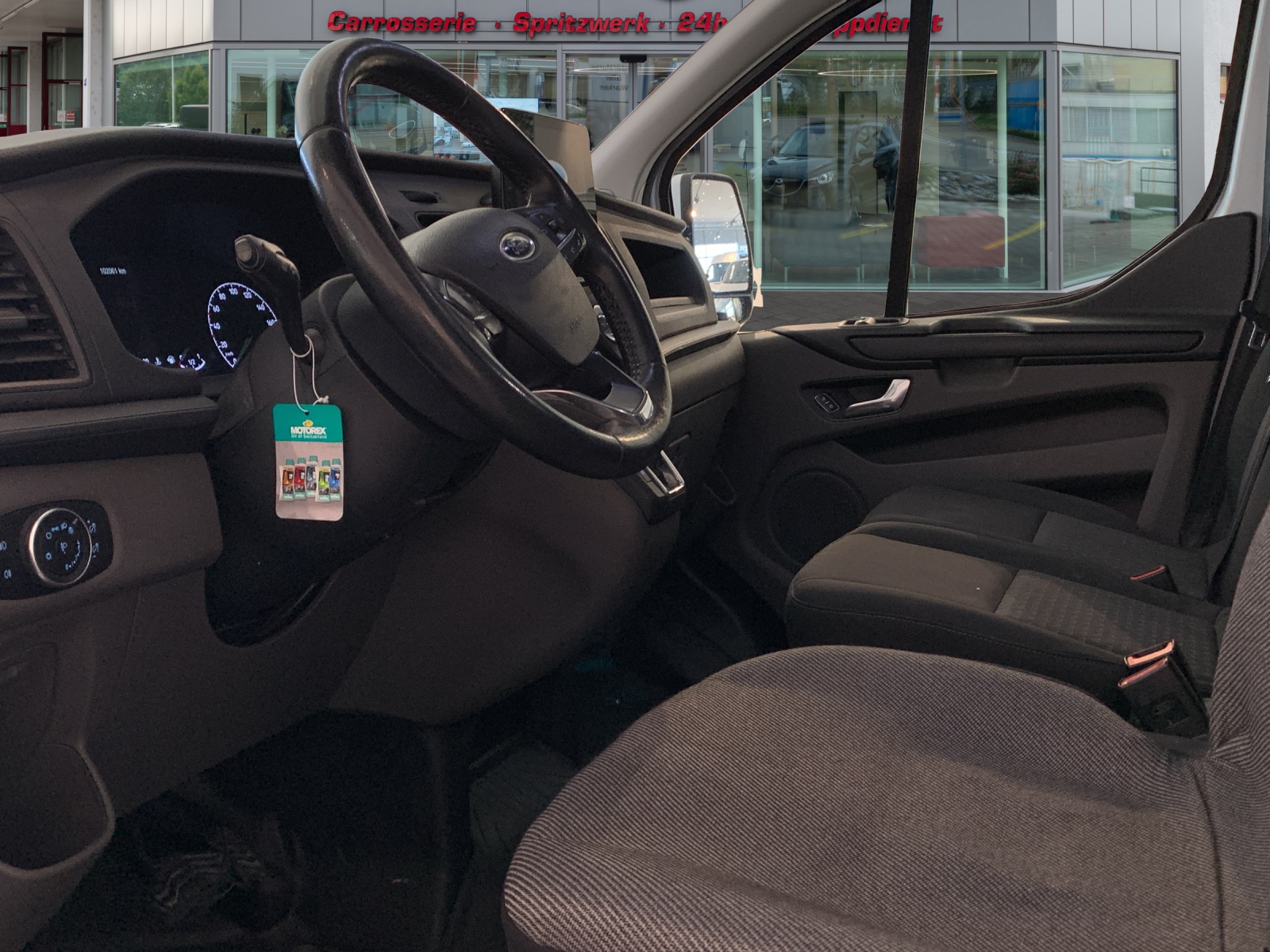 FORD Transit C Van 300 L1 2.0 TDCi 130 Trend-image-6
