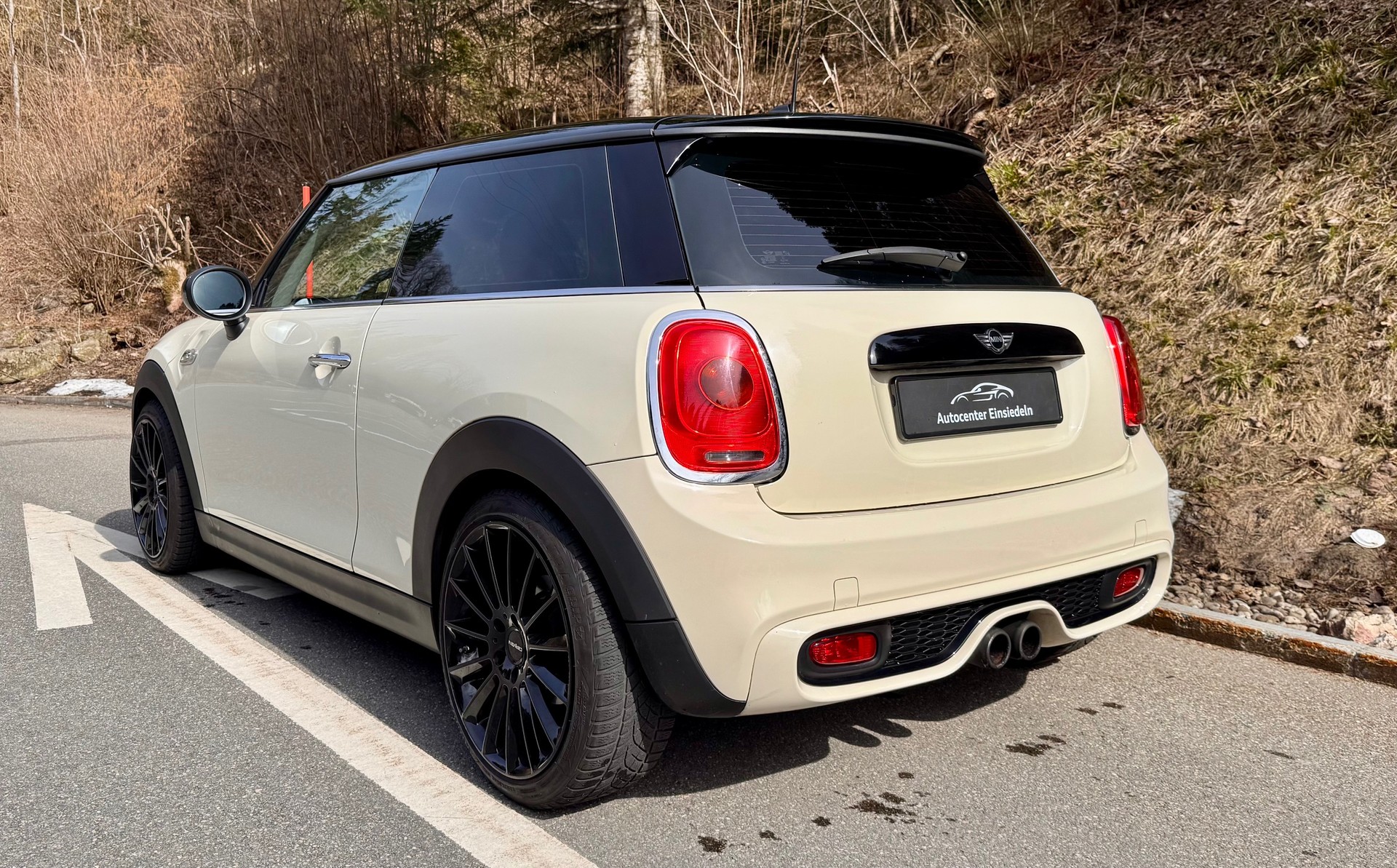 MINI Cooper S-image-2