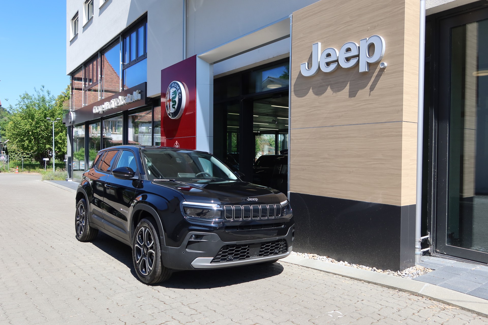 JEEP Avenger 54kWh Summit