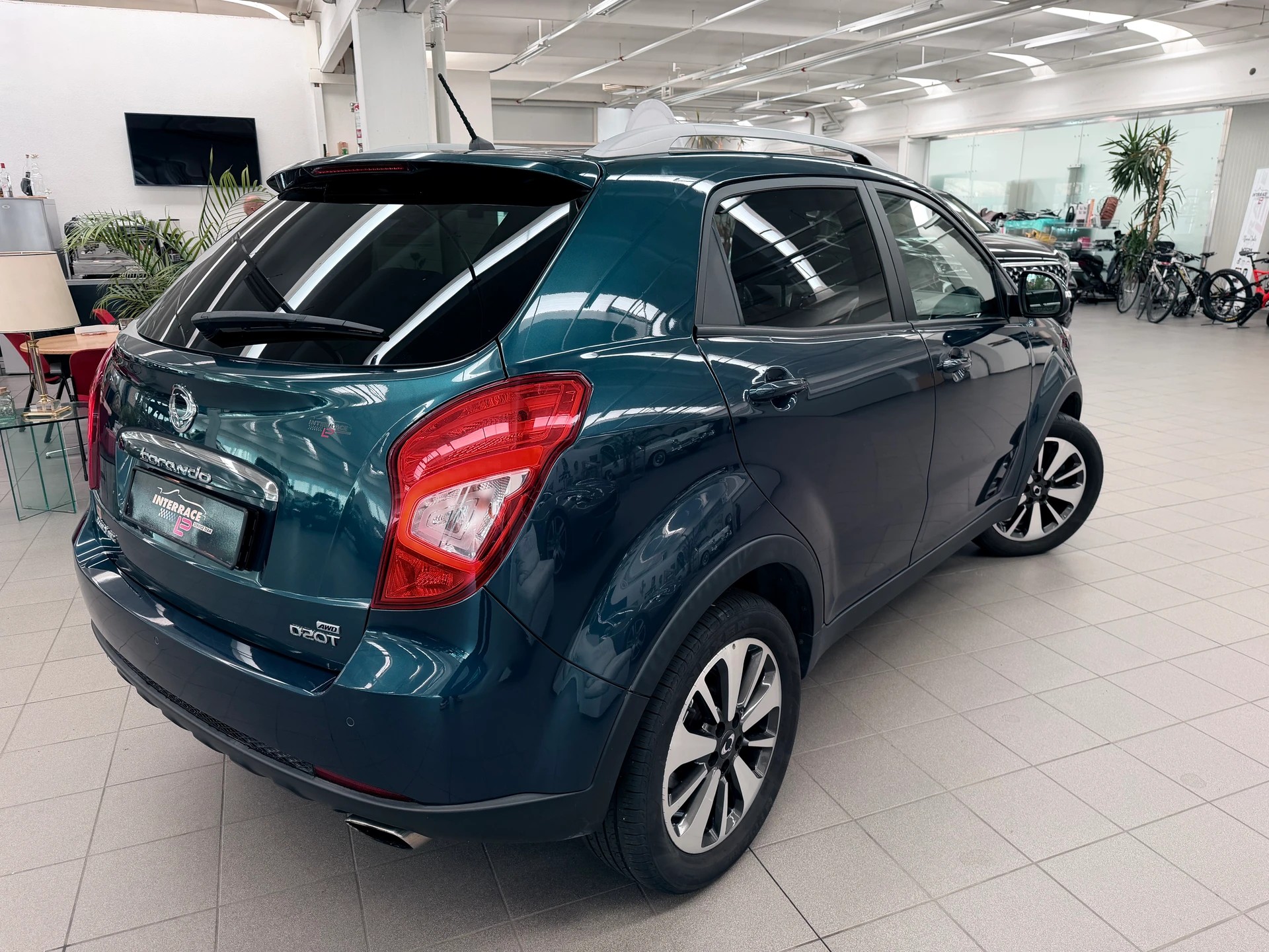 KGM-SsangYong Korando 2.0 e-XDI Sixty Edition 4WD-image-3