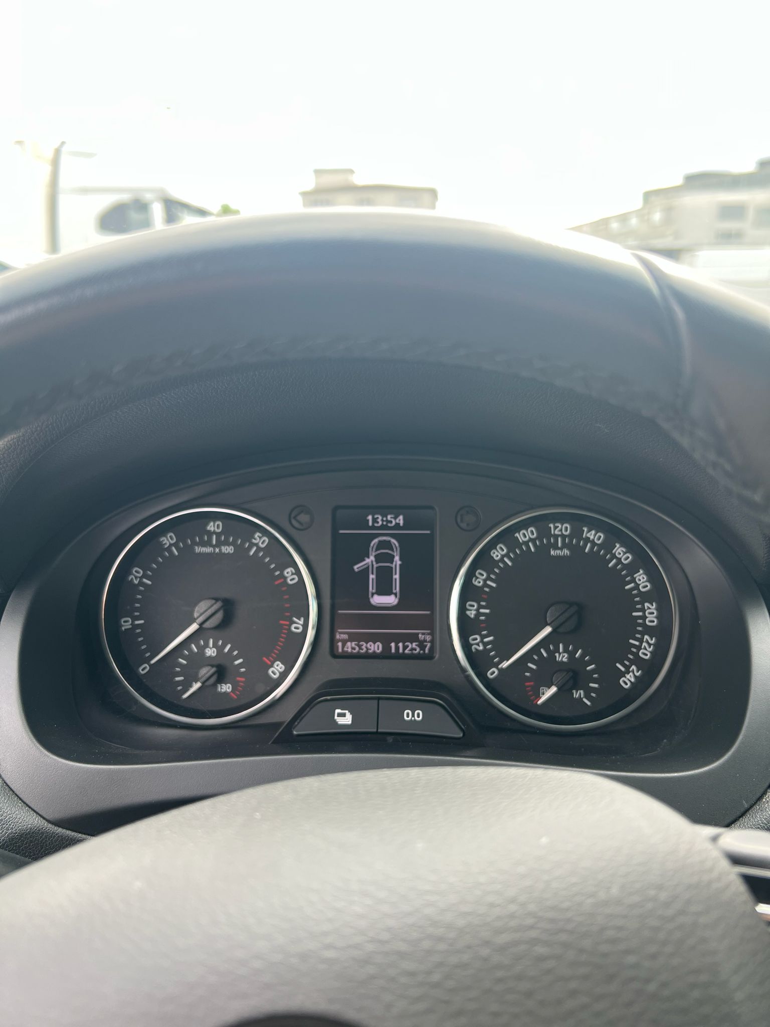 SKODA 1.4 TSI Ambition DSG-image-7