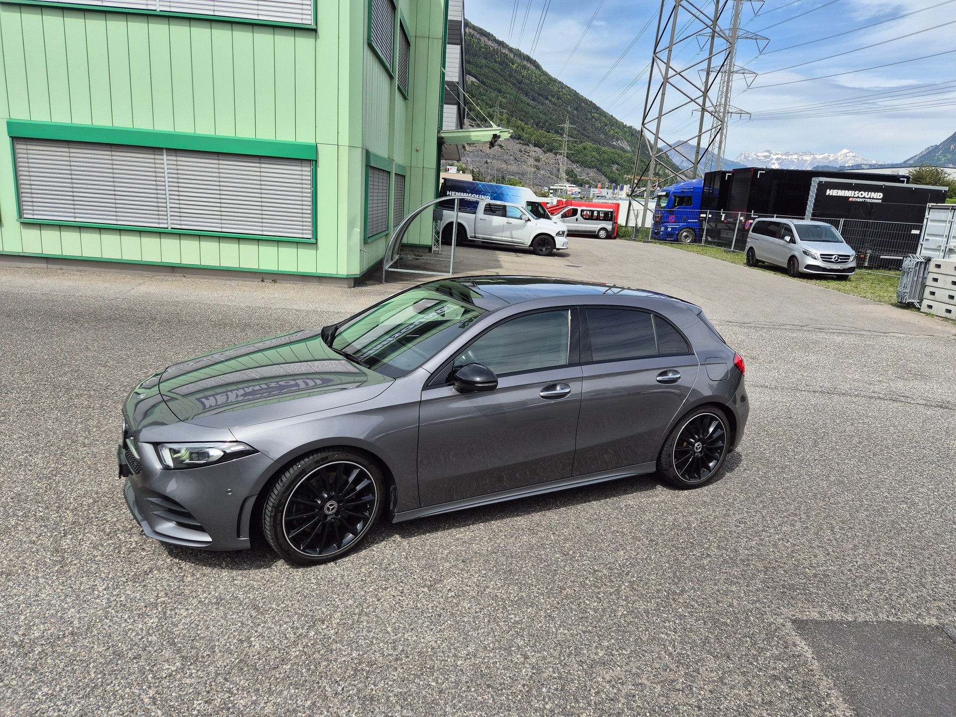 MERCEDES-BENZ A 250 AMG Line 4m-image-3