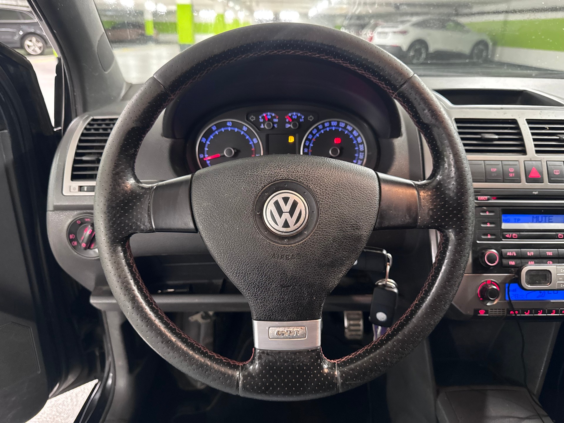 VW Polo 1.8 20V Turbo GTI-image-11
