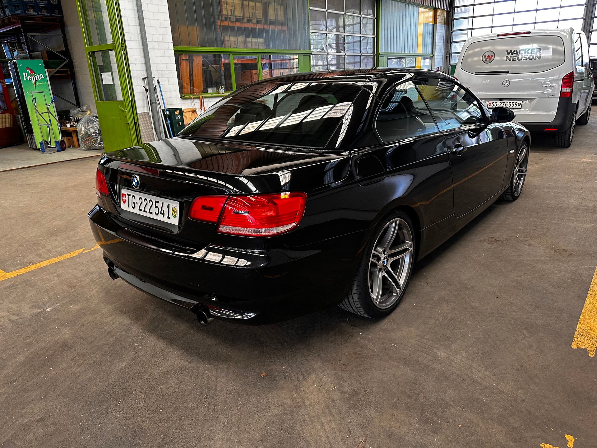 BMW 335i Handschalter M-Performance-image-2