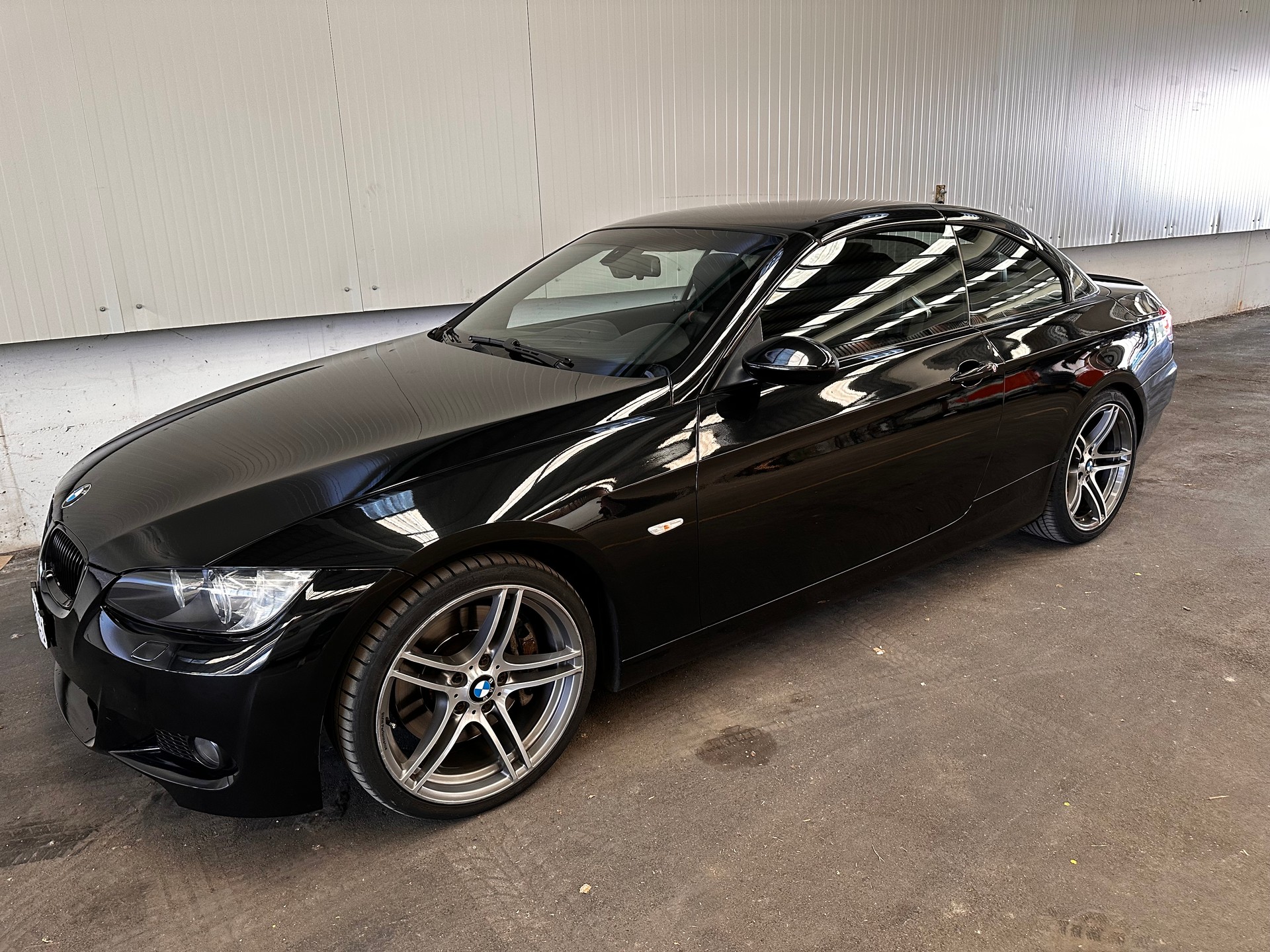BMW 335i Handschalter M-Performance-image-0