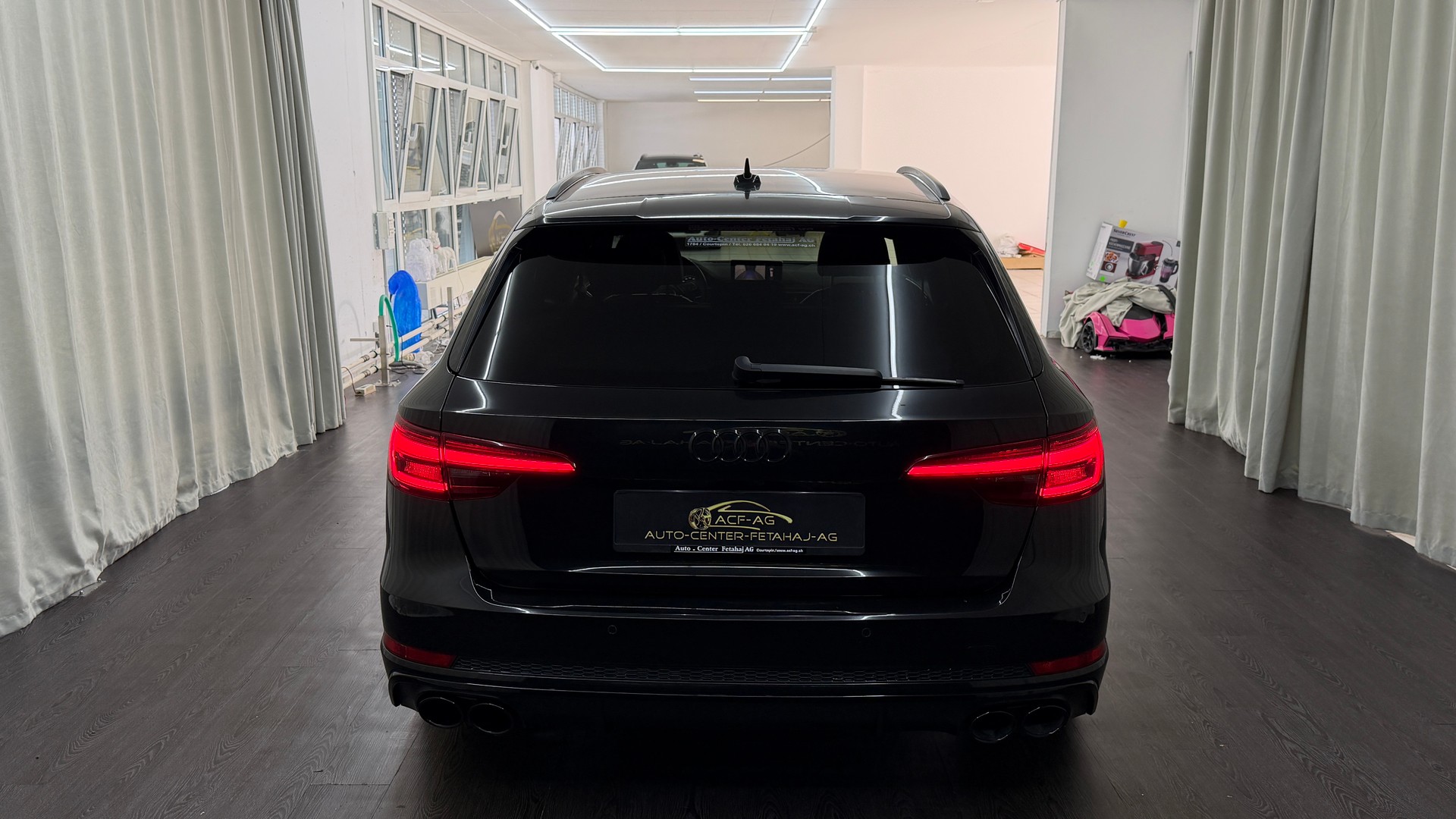 AUDI S4 Avant 3.0 TFSI quattro tiptronic-image-4