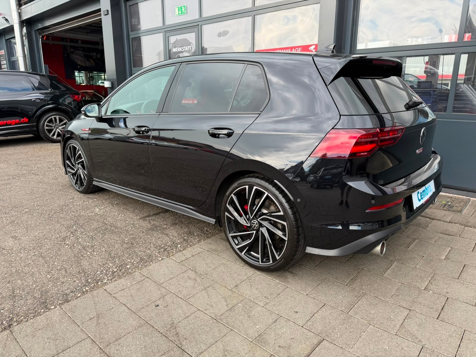 VW Golf 2.0 TSI GTI DSG-showroom-element-3