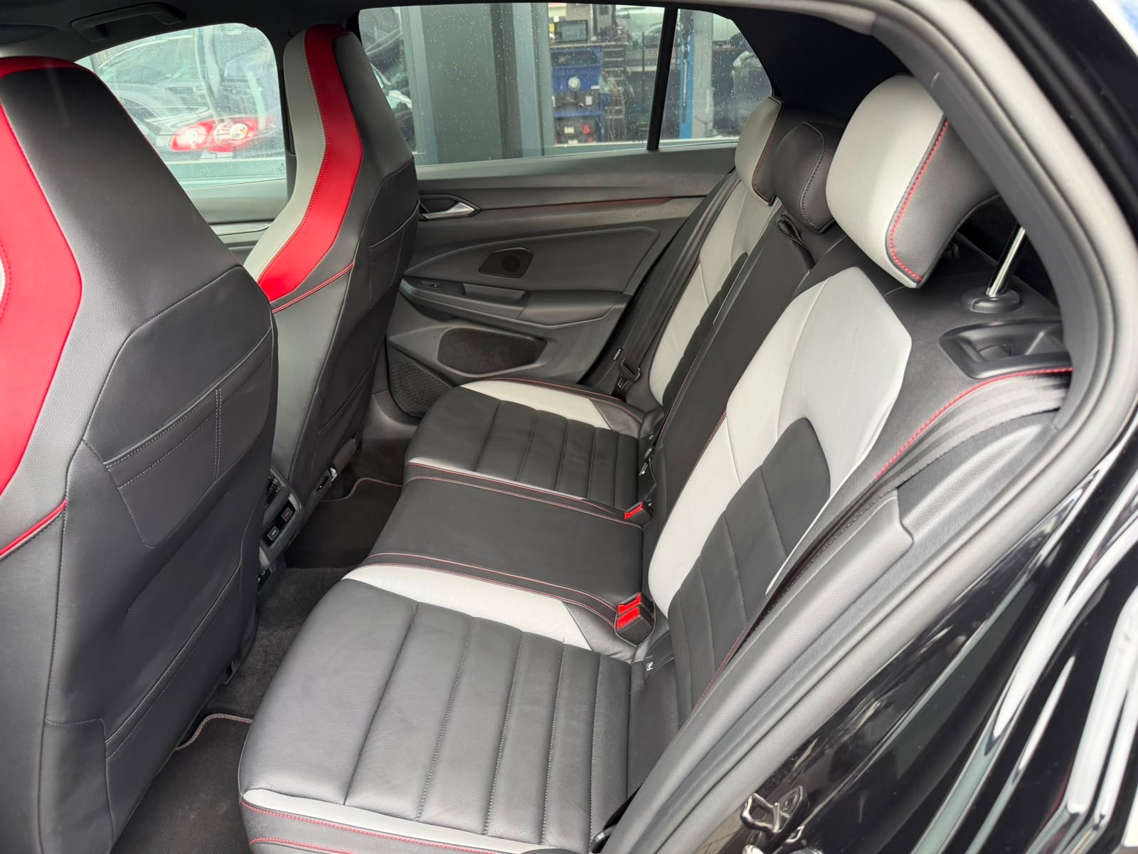 VW Golf 2.0 TSI GTI DSG-image-5