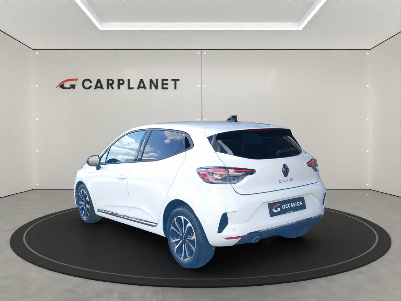 RENAULT Clio 1.0 TCe techno-showroom-element-2