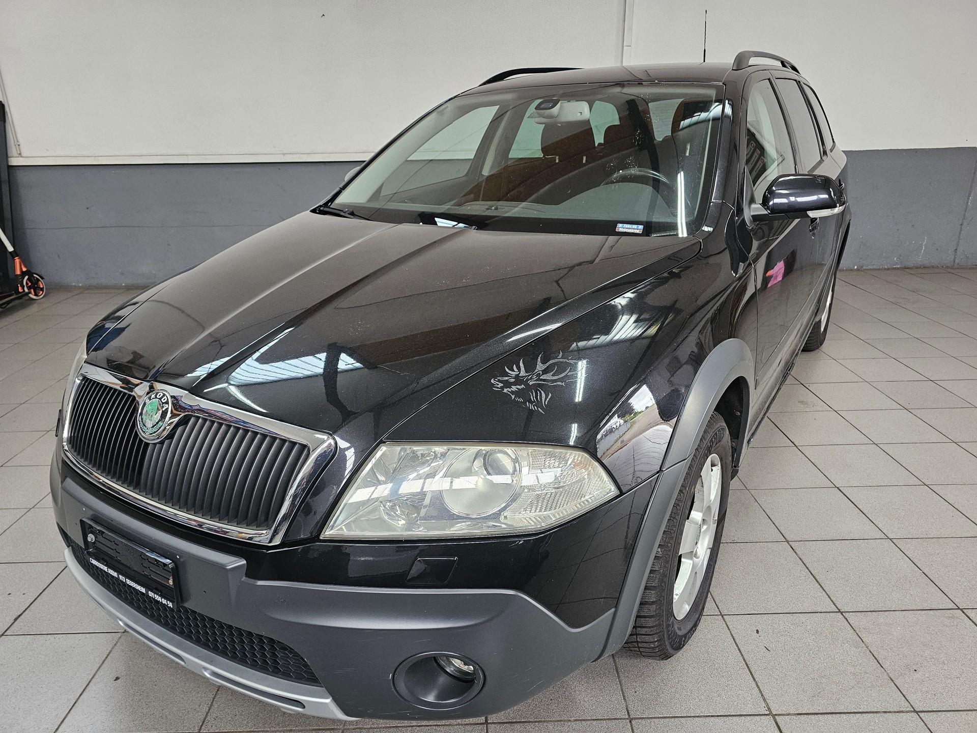 SKODA Octavia Scout 2.0 TDI 4x4-image-1