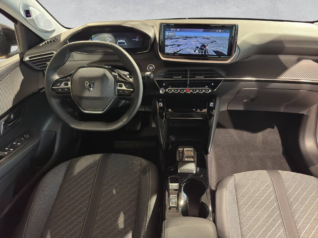 PEUGEOT 208 1.2 Hybrid Allure-image-13