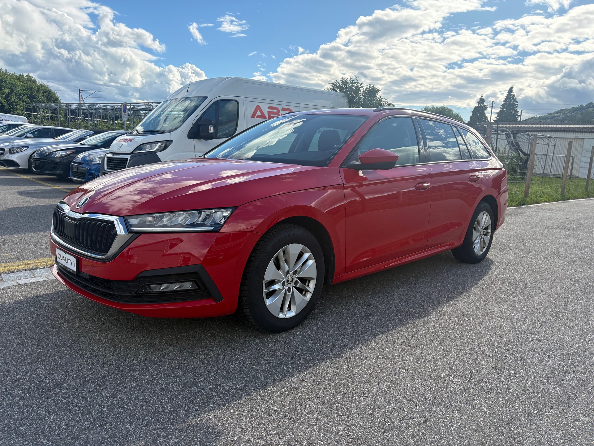 SKODA Octavia Combi 2.0 TDI DSG Style-image-1
