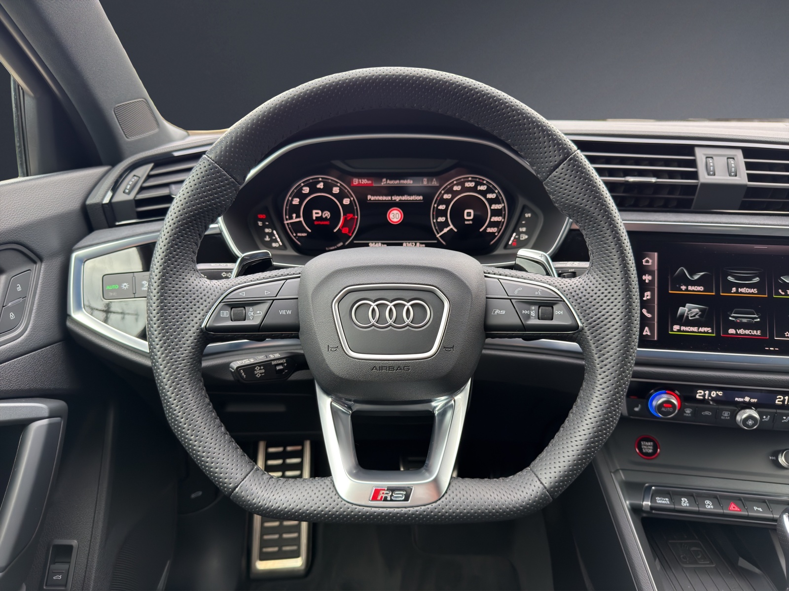 AUDI RS Q3 Sportback quattro S tronic-image-14